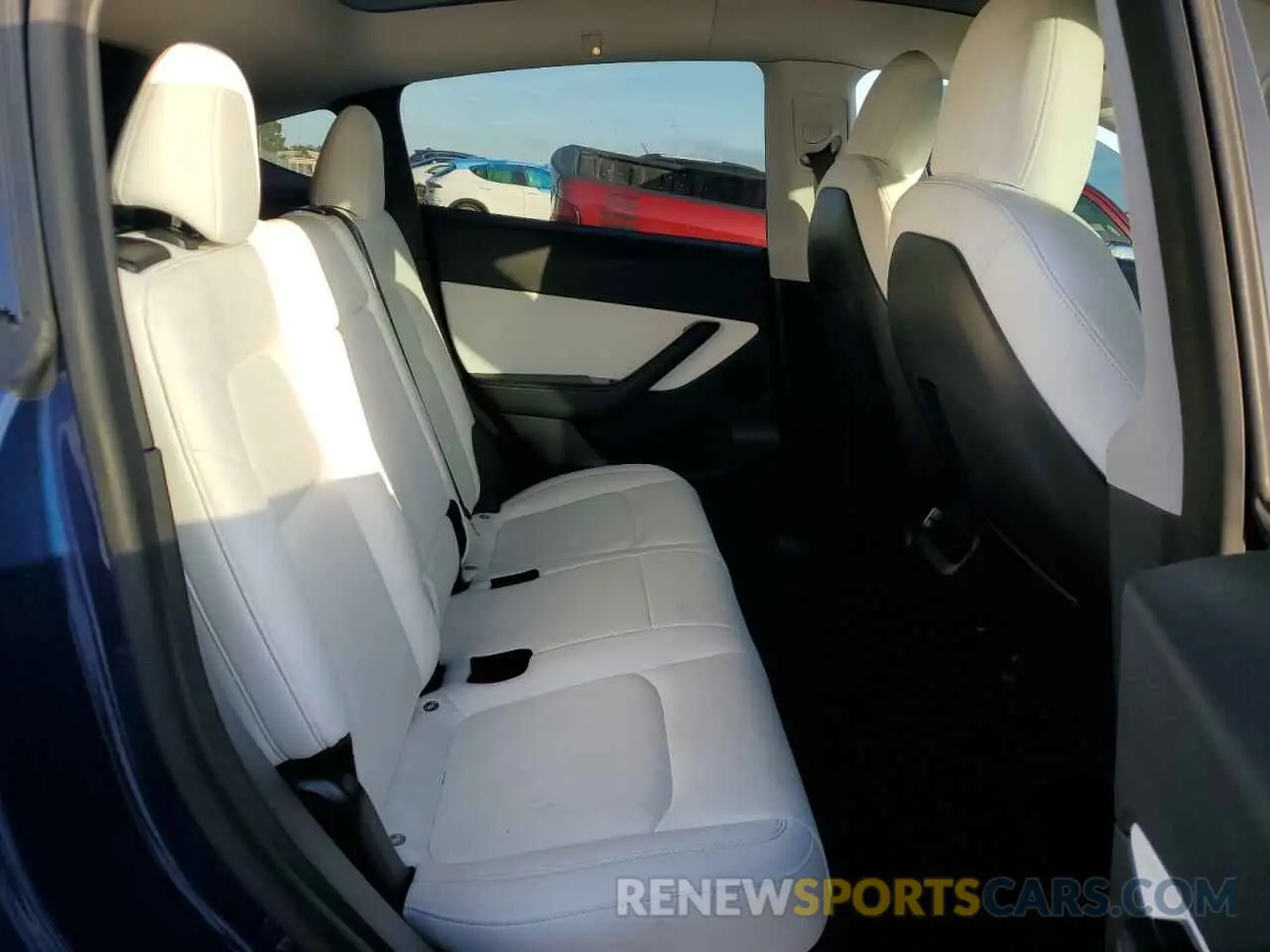 11 fotografías del automóvil dañado 5YJYGDEF6MF072850 TESLA MODEL Y 2021
