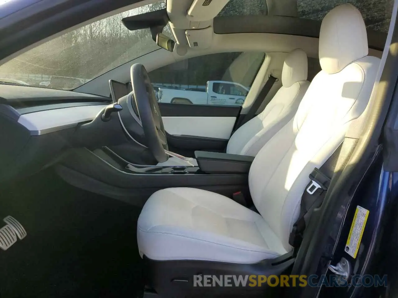 7 fotografías del automóvil dañado 5YJYGDEF6MF072850 TESLA MODEL Y 2021