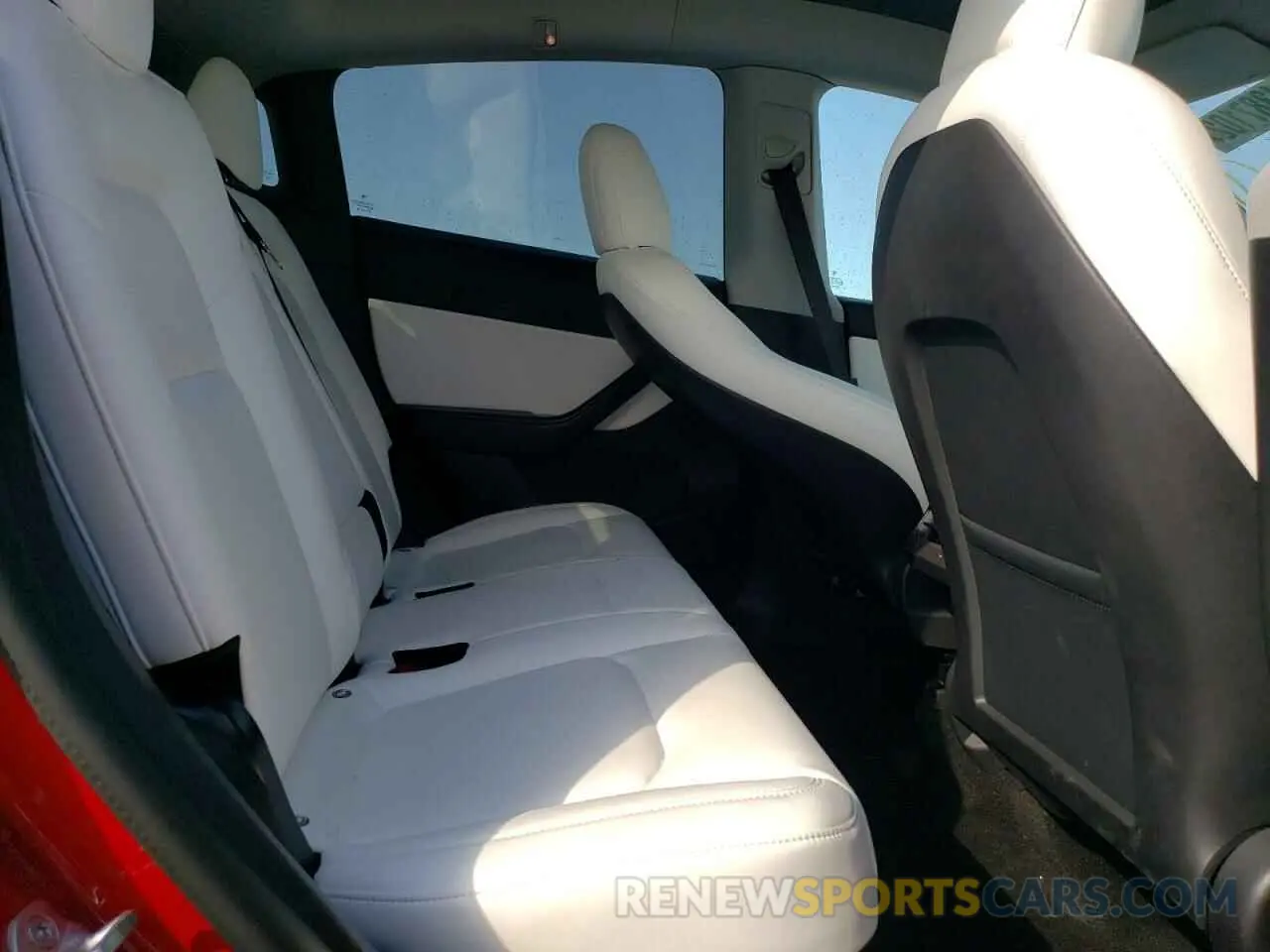 6 fotografías del automóvil dañado 5YJYGDEF6MF073173 TESLA MODEL Y 2021