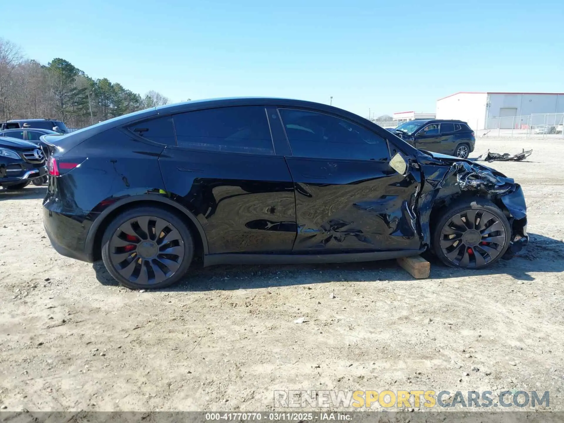 13 fotografías del automóvil dañado 5YJYGDEF6MF252877 TESLA MODEL Y 2021