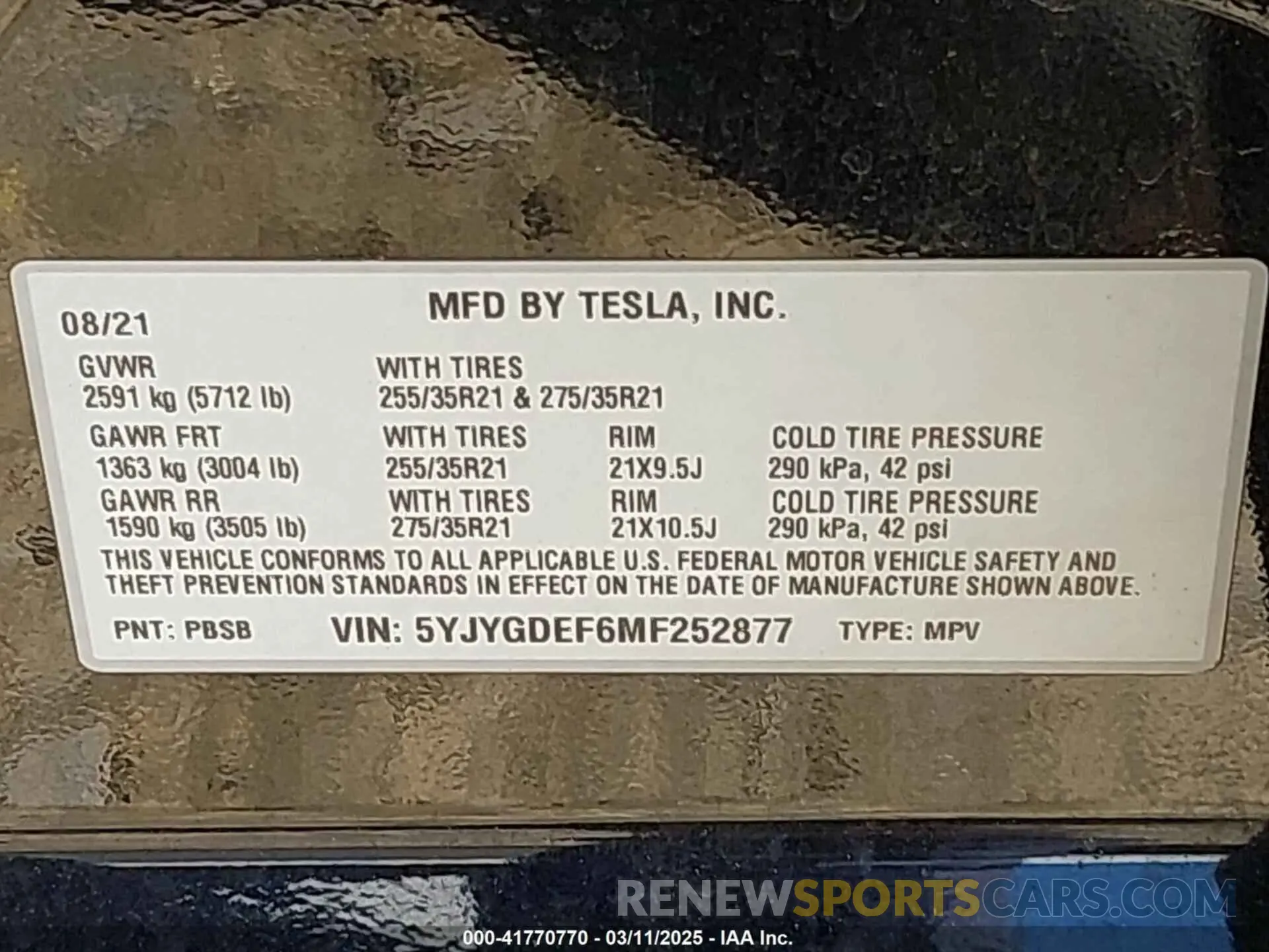 9 fotografías del automóvil dañado 5YJYGDEF6MF252877 TESLA MODEL Y 2021