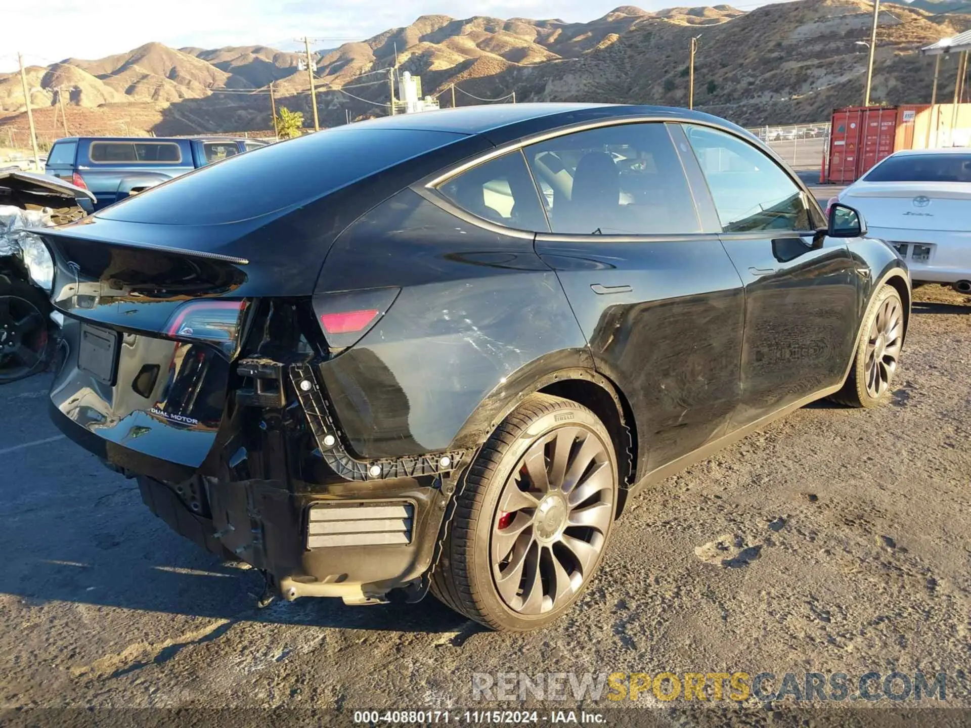 4 fotografías del automóvil dañado 5YJYGDEF6MF306484 TESLA MODEL Y 2021