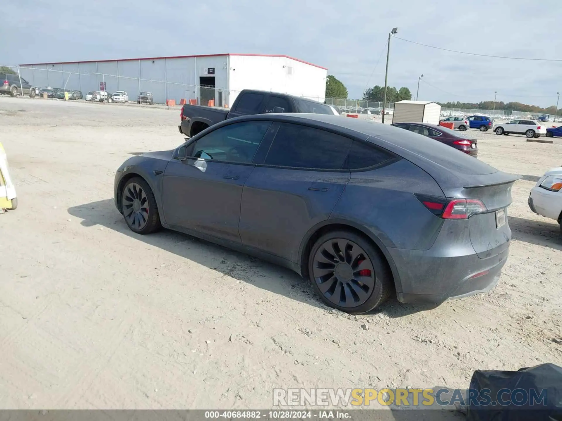 3 fotografías del automóvil dañado 5YJYGDEF8MF240097 TESLA MODEL Y 2021