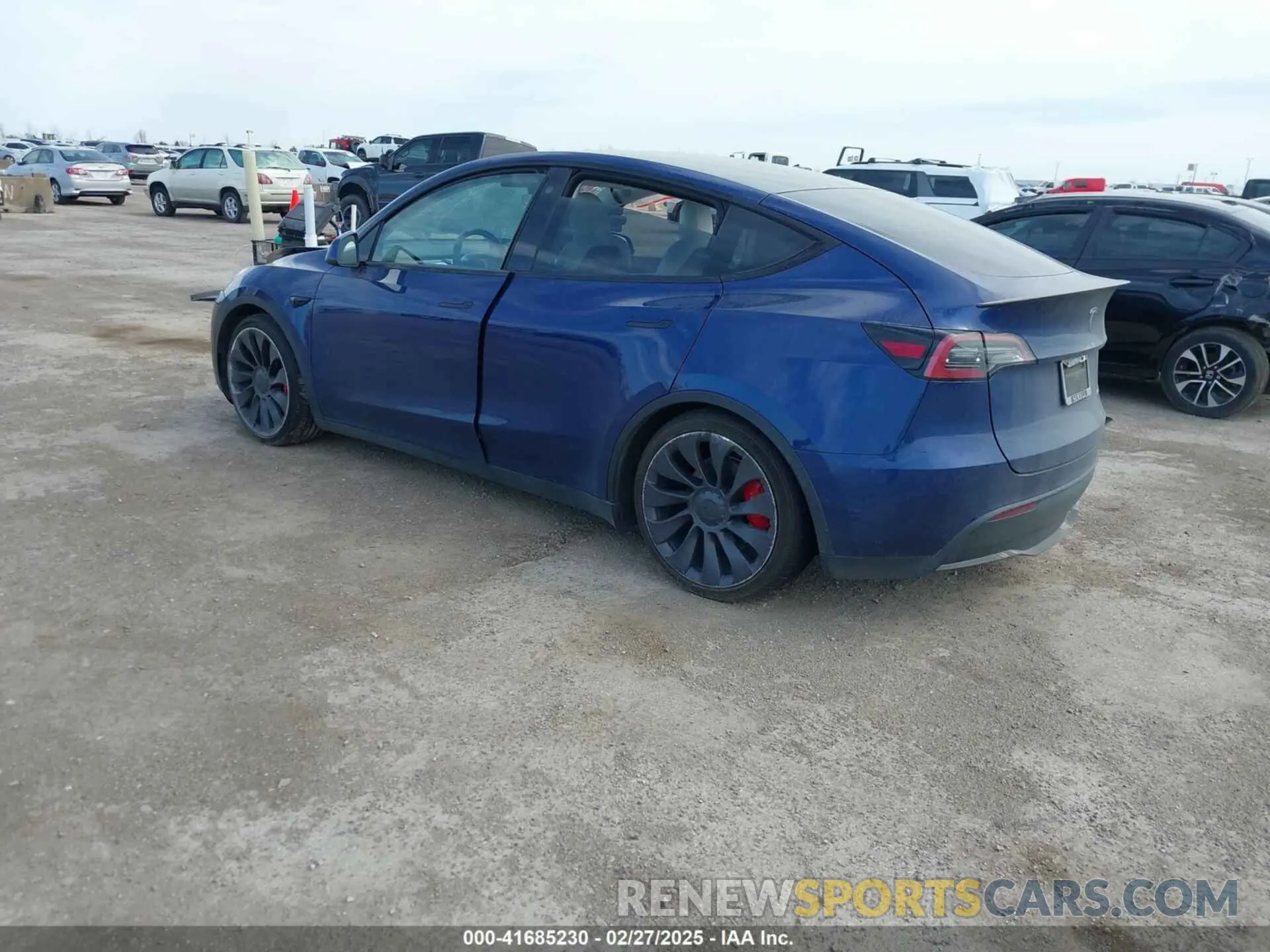 3 fotografías del automóvil dañado 5YJYGDEF8MF245641 TESLA MODEL Y 2021