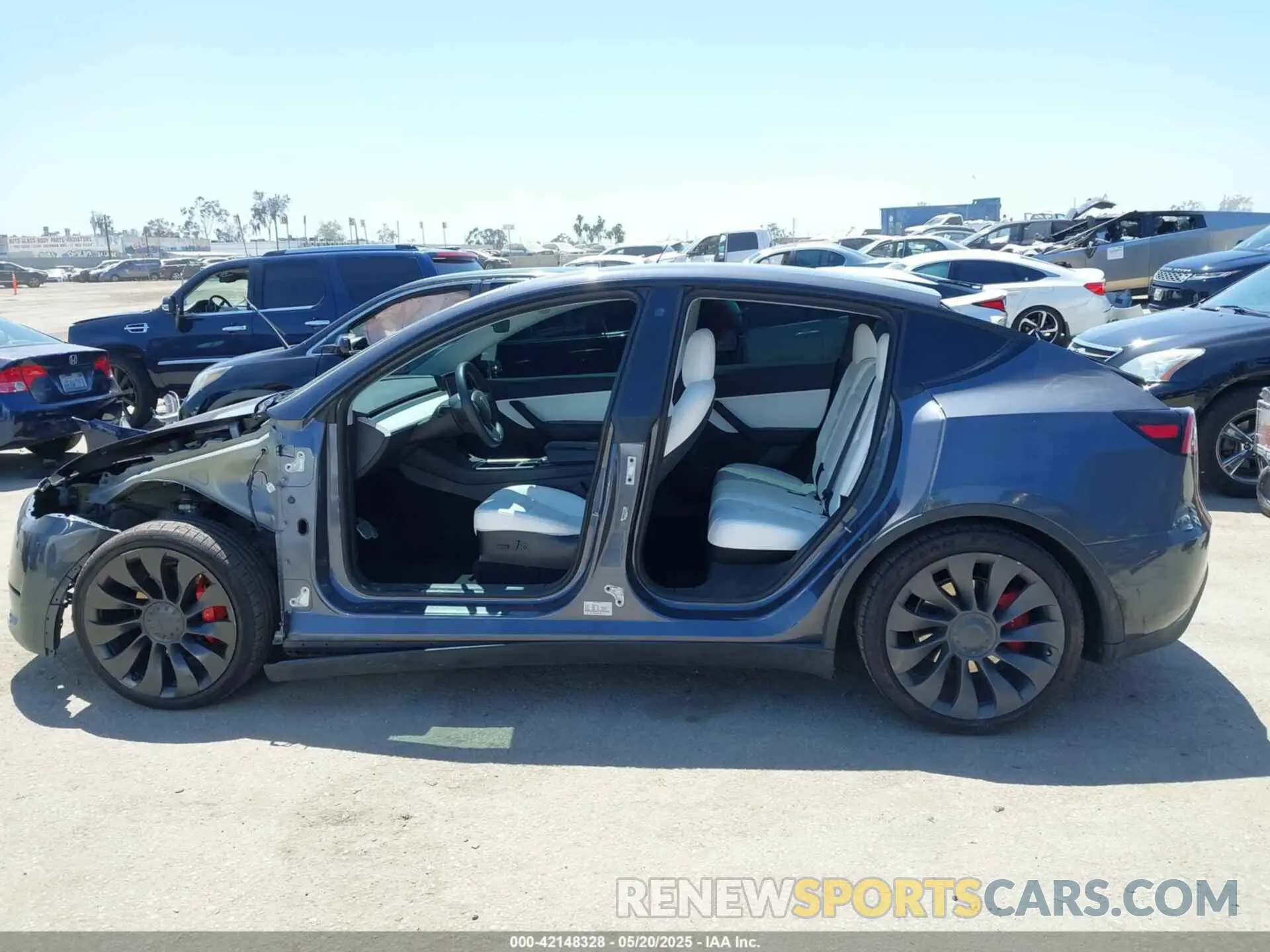 14 fotografías del automóvil dañado 5YJYGDEF9MF136847 TESLA MODEL Y 2021