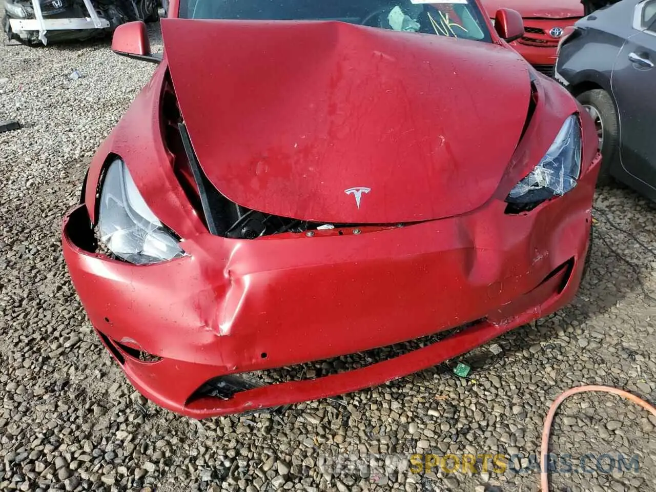 7 fotografías del automóvil dañado 5YJYGDEF9MF194828 TESLA MODEL Y 2021