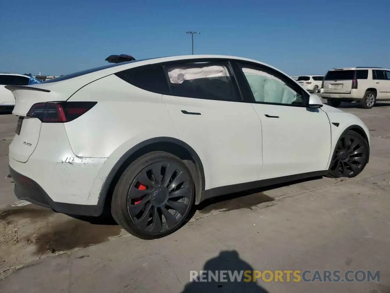 3 fotografías del automóvil dañado 5YJYGDEF9MF211692 TESLA MODEL Y 2021