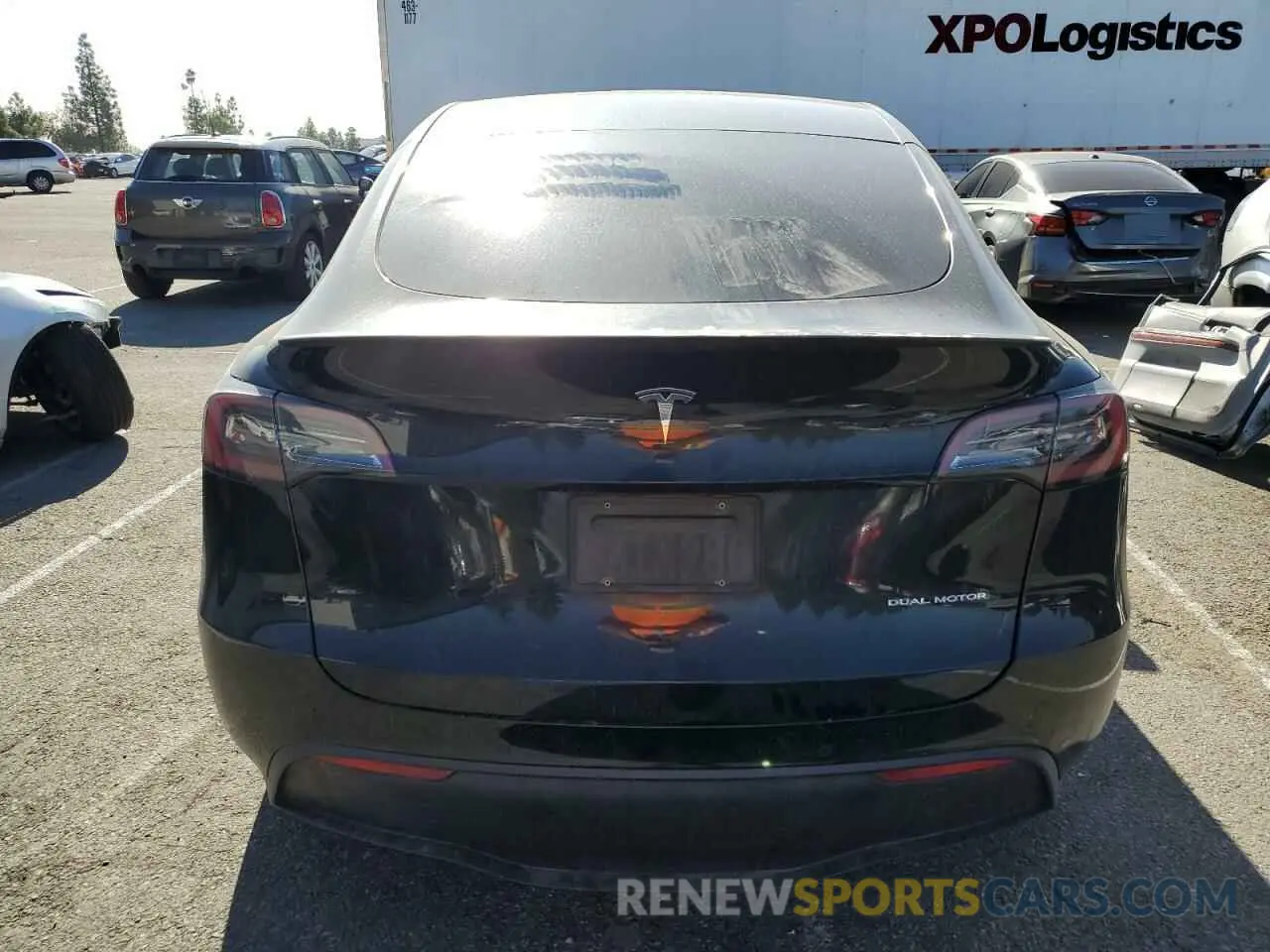 6 fotografías del automóvil dañado 7SAYGAEE0NF342603 TESLA MODEL Y 2022