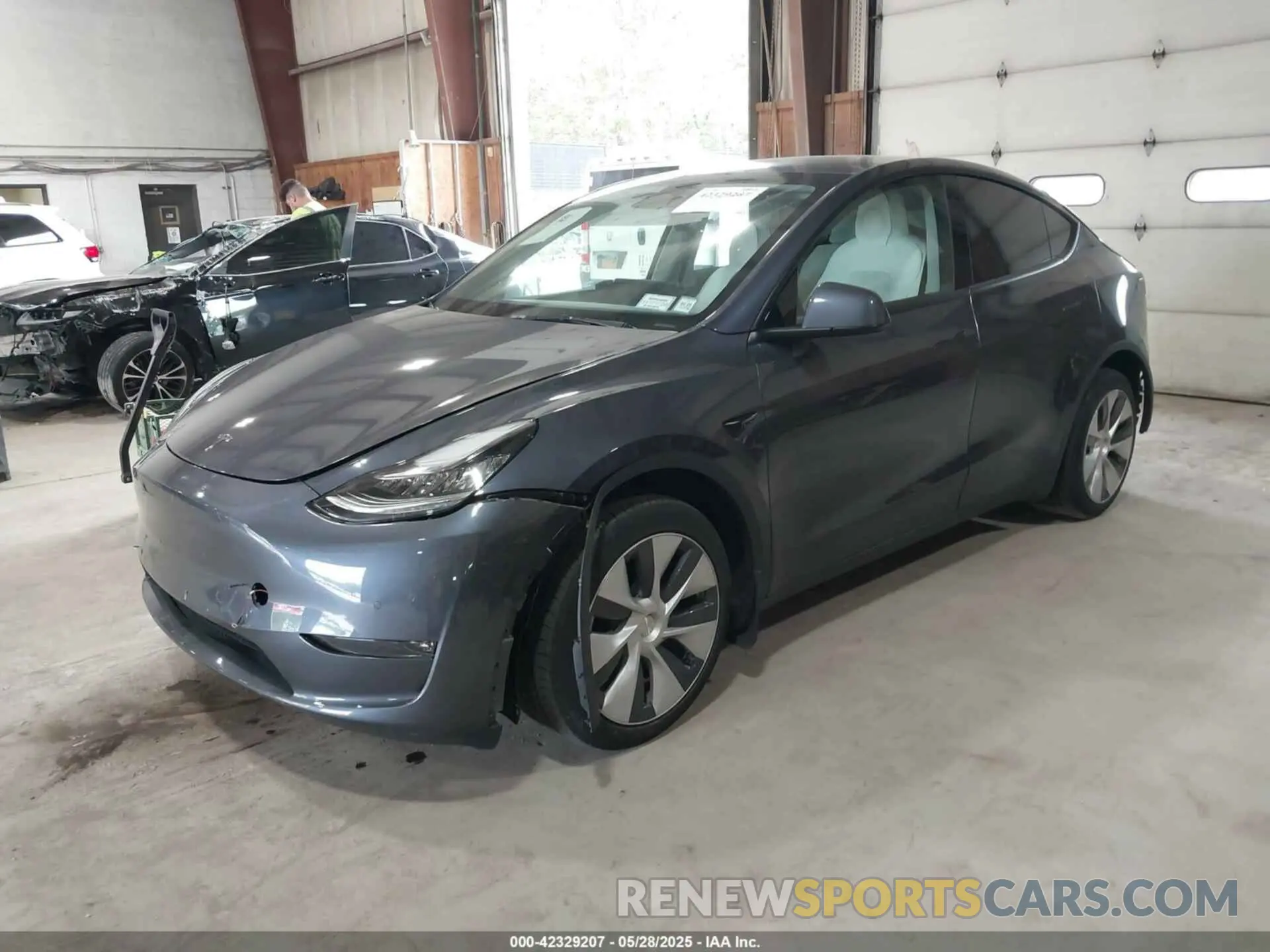2 fotografías del automóvil dañado 7SAYGAEE0NF567801 TESLA MODEL Y 2022
