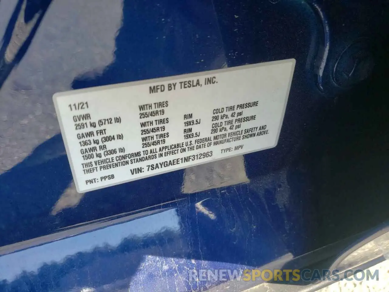 10 fotografías del automóvil dañado 7SAYGAEE1NF312963 TESLA MODEL Y 2022