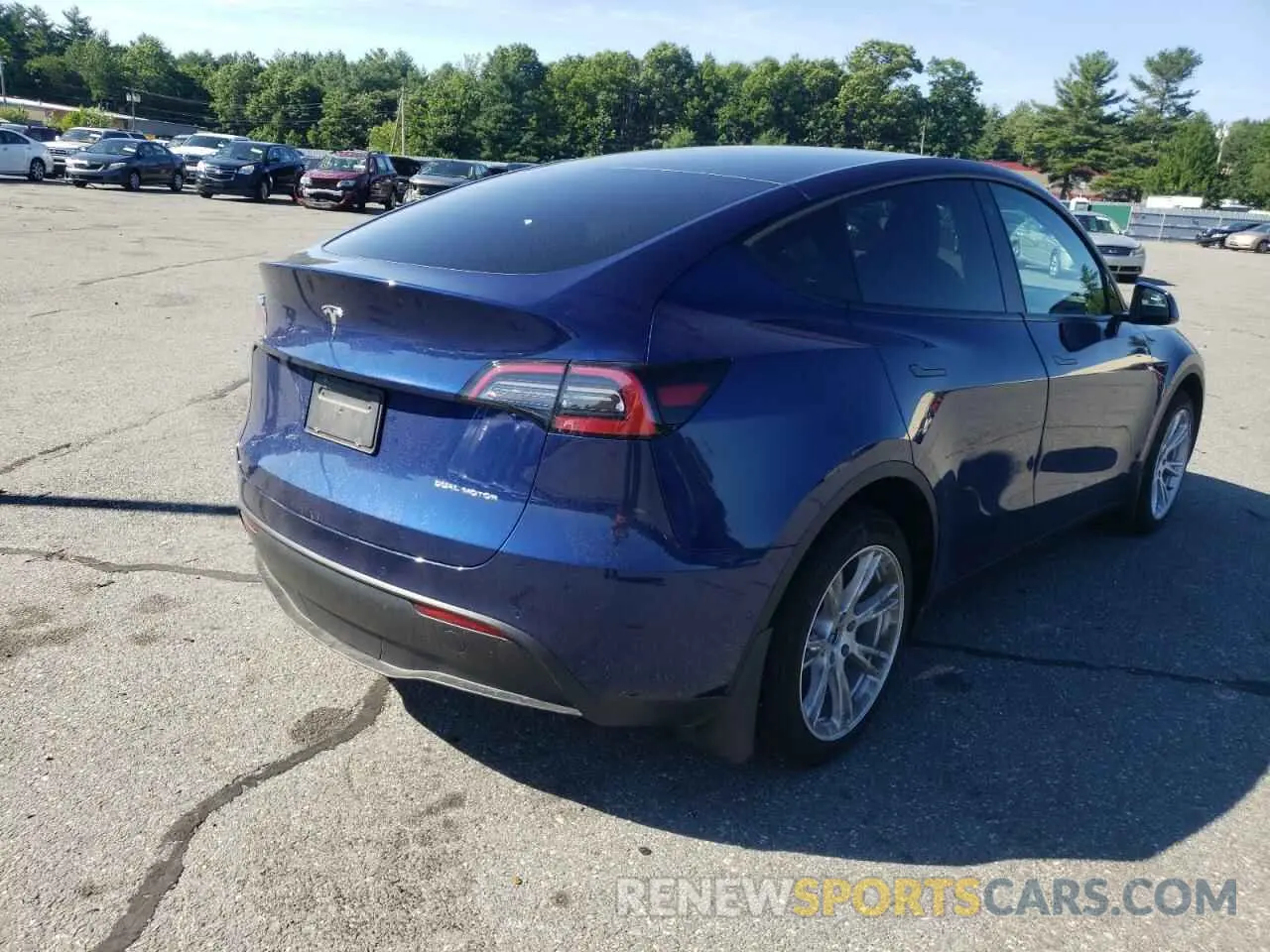 4 fotografías del automóvil dañado 7SAYGAEE1NF312963 TESLA MODEL Y 2022