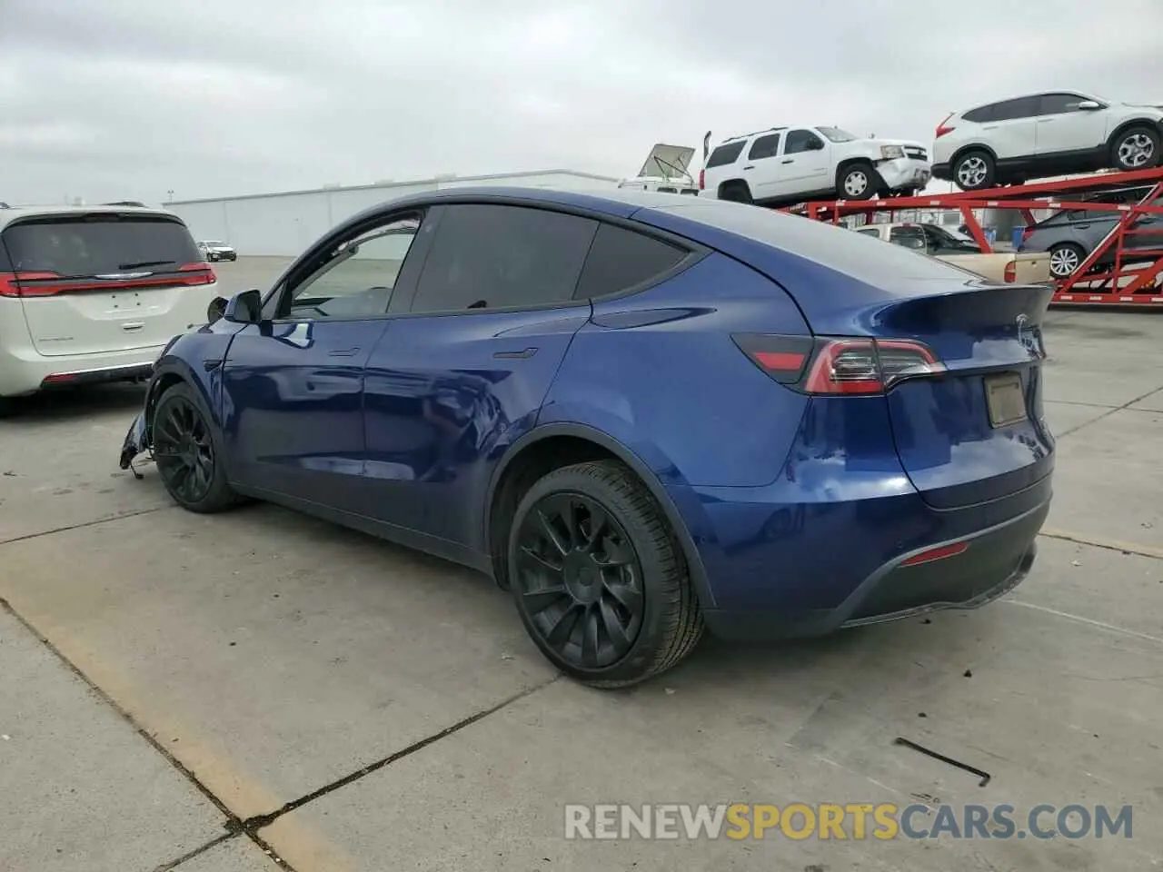 2 fotografías del automóvil dañado 7SAYGAEE1NF349947 TESLA MODEL Y 2022