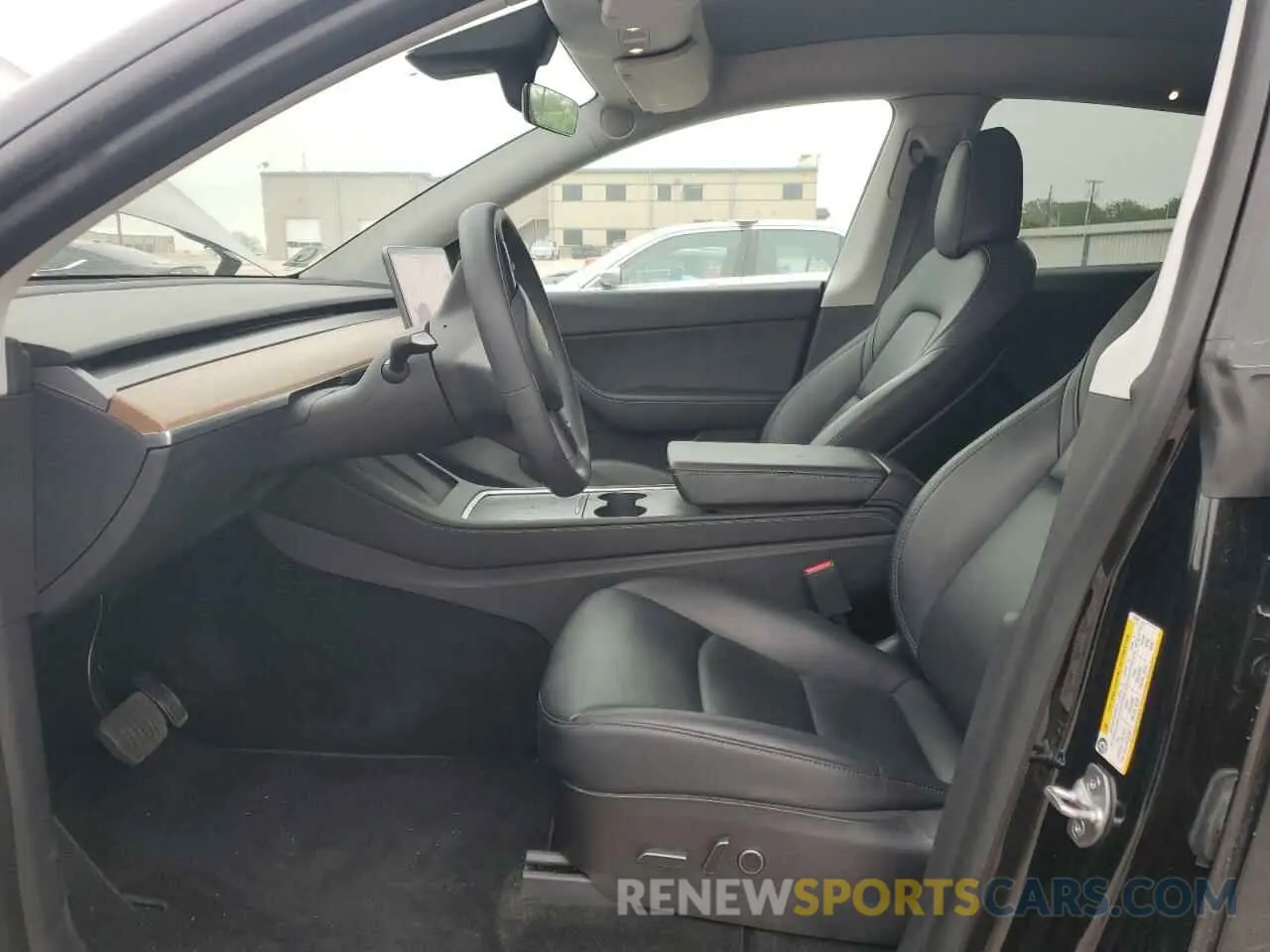 7 fotografías del automóvil dañado 7SAYGAEE1NF381491 TESLA MODEL Y 2022