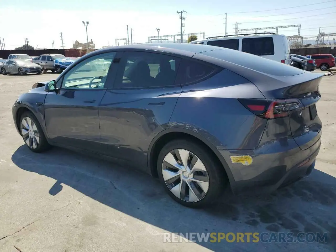 2 fotografías del automóvil dañado 7SAYGAEE1NF486077 TESLA MODEL Y 2022