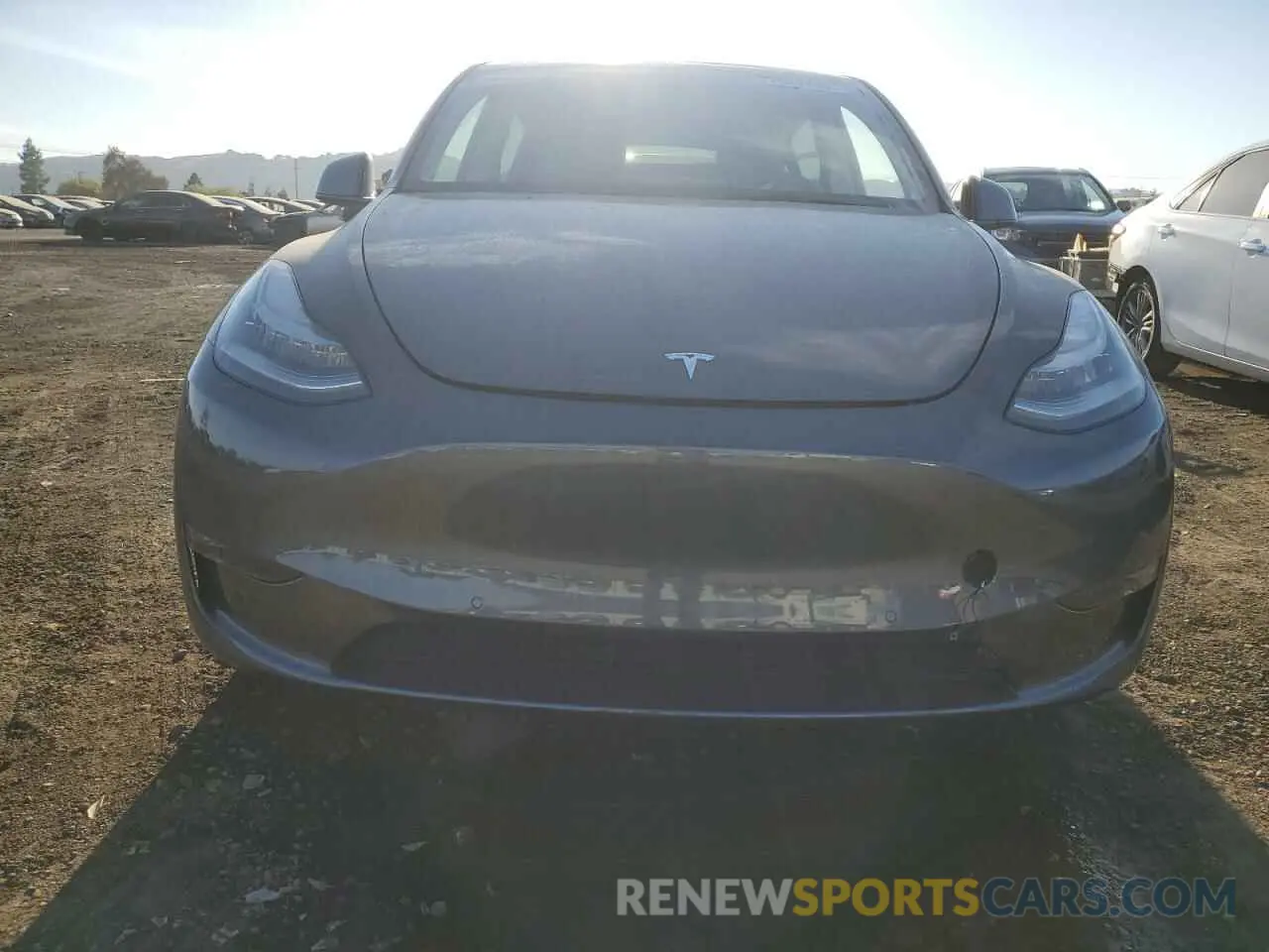 5 fotografías del automóvil dañado 7SAYGAEE2NF364179 TESLA MODEL Y 2022