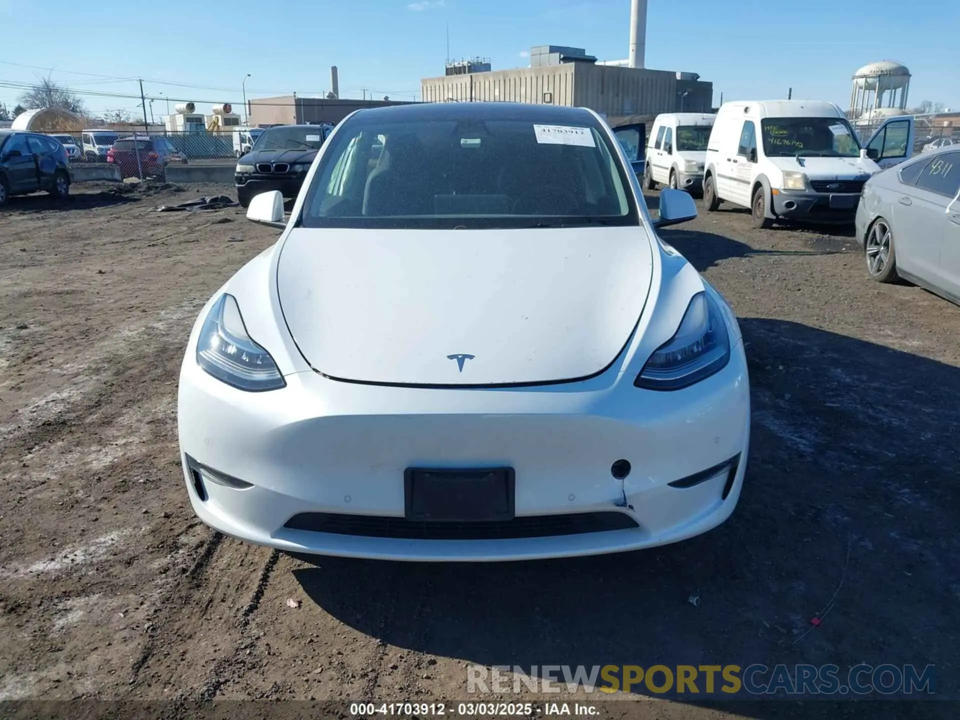 11 fotografías del automóvil dañado 7SAYGAEE3NF337220 TESLA MODEL Y 2022