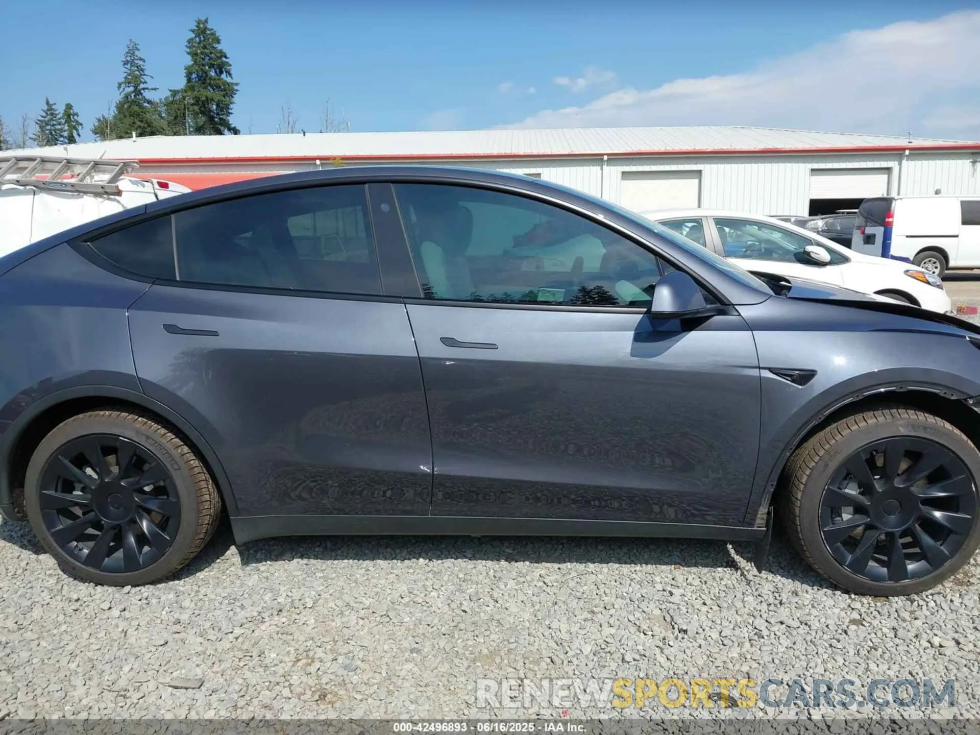 14 fotografías del automóvil dañado 7SAYGAEE3NF359220 TESLA MODEL Y 2022