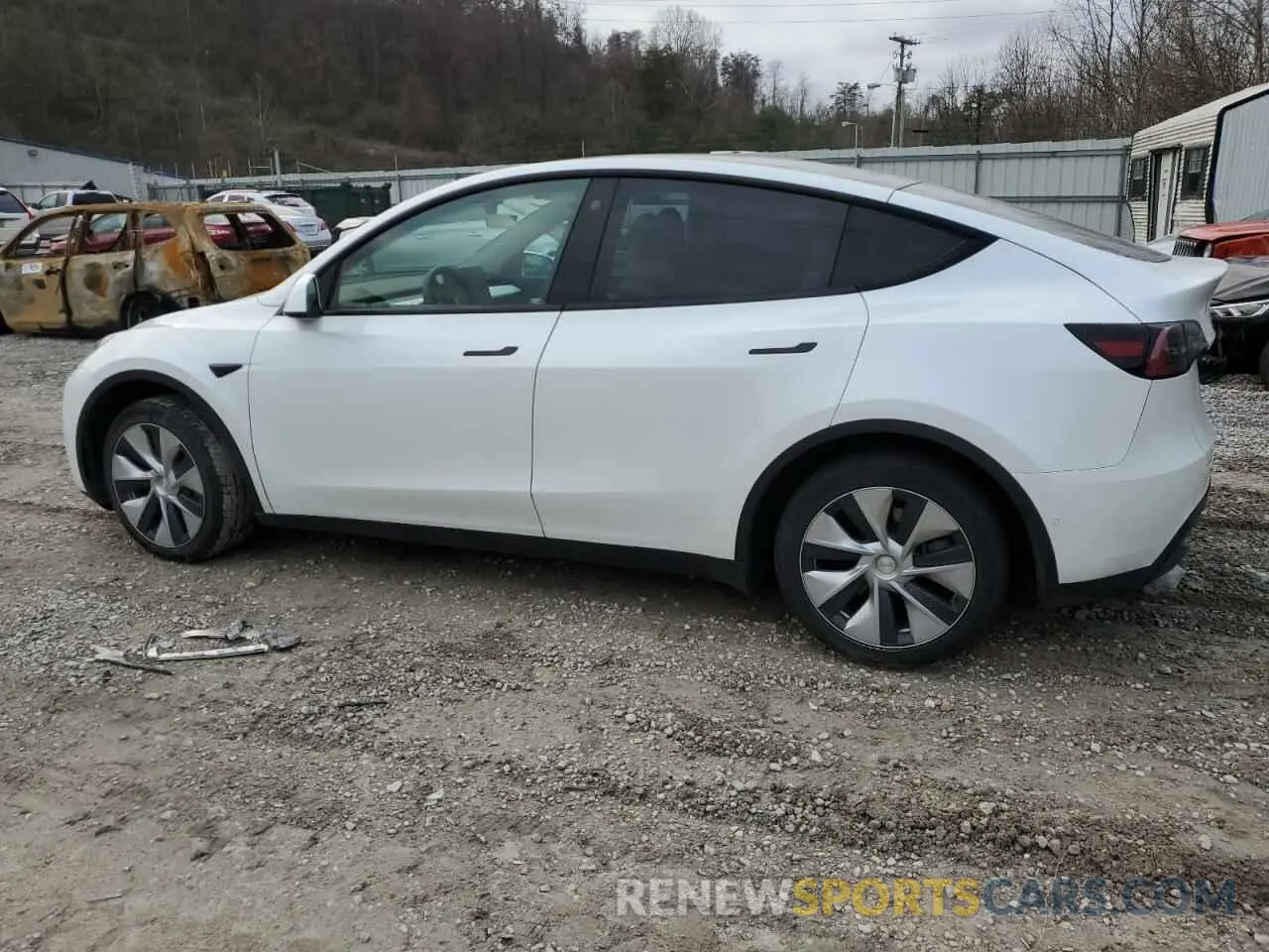 2 fotografías del automóvil dañado 7SAYGAEE3NF467627 TESLA MODEL Y 2022