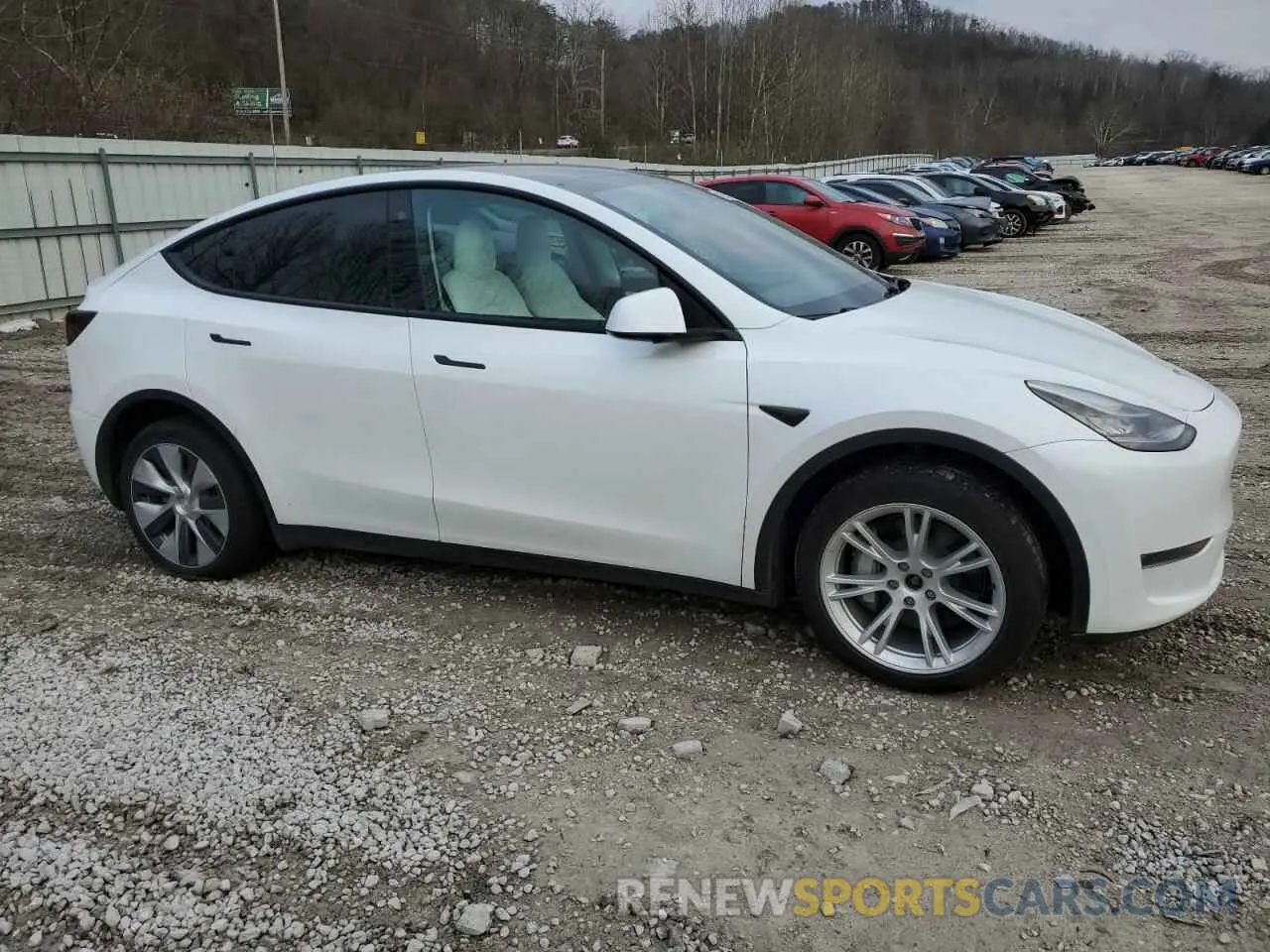 4 fotografías del automóvil dañado 7SAYGAEE3NF467627 TESLA MODEL Y 2022