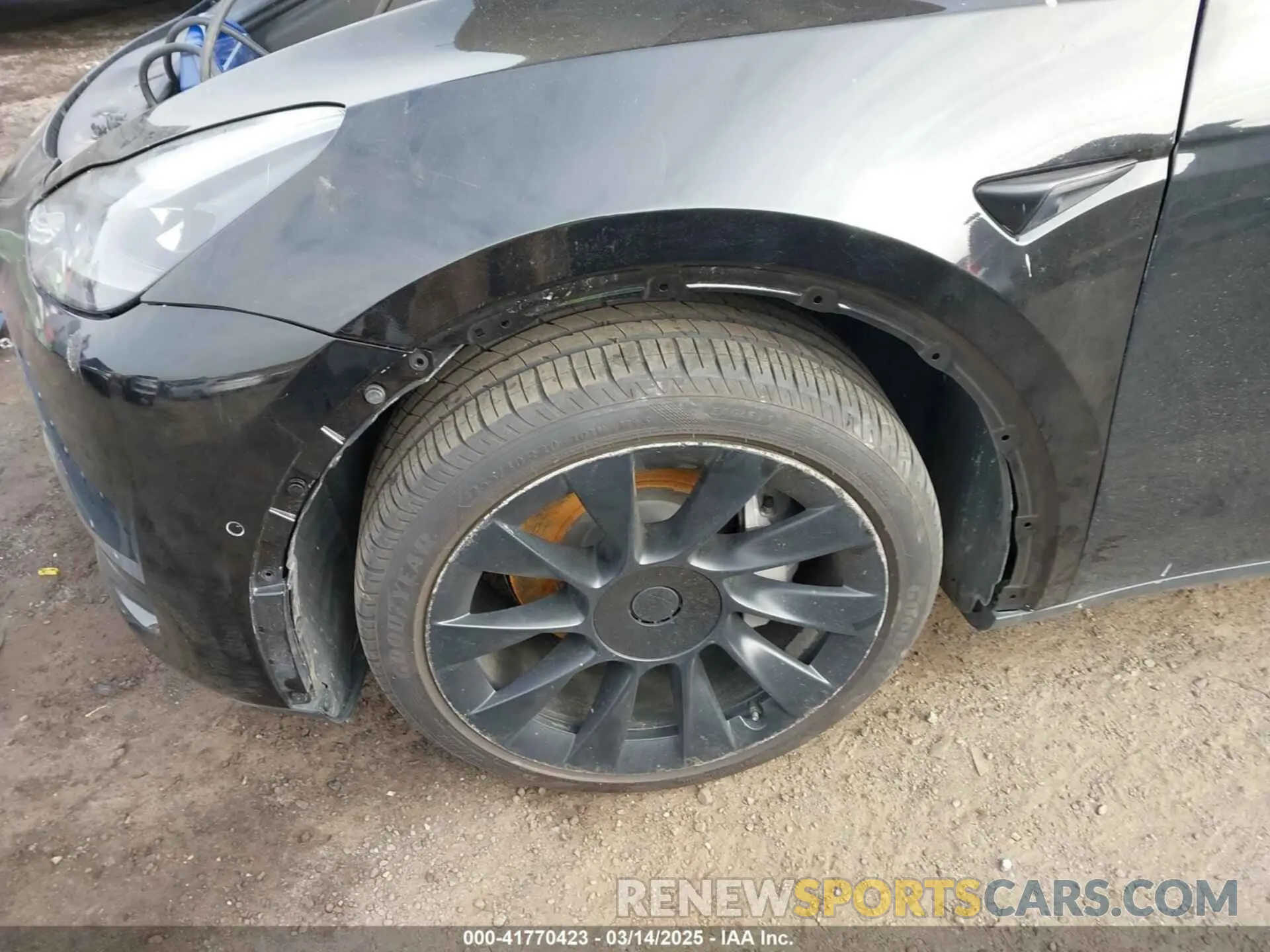 19 fotografías del automóvil dañado 7SAYGAEE3NF537420 TESLA MODEL Y 2022