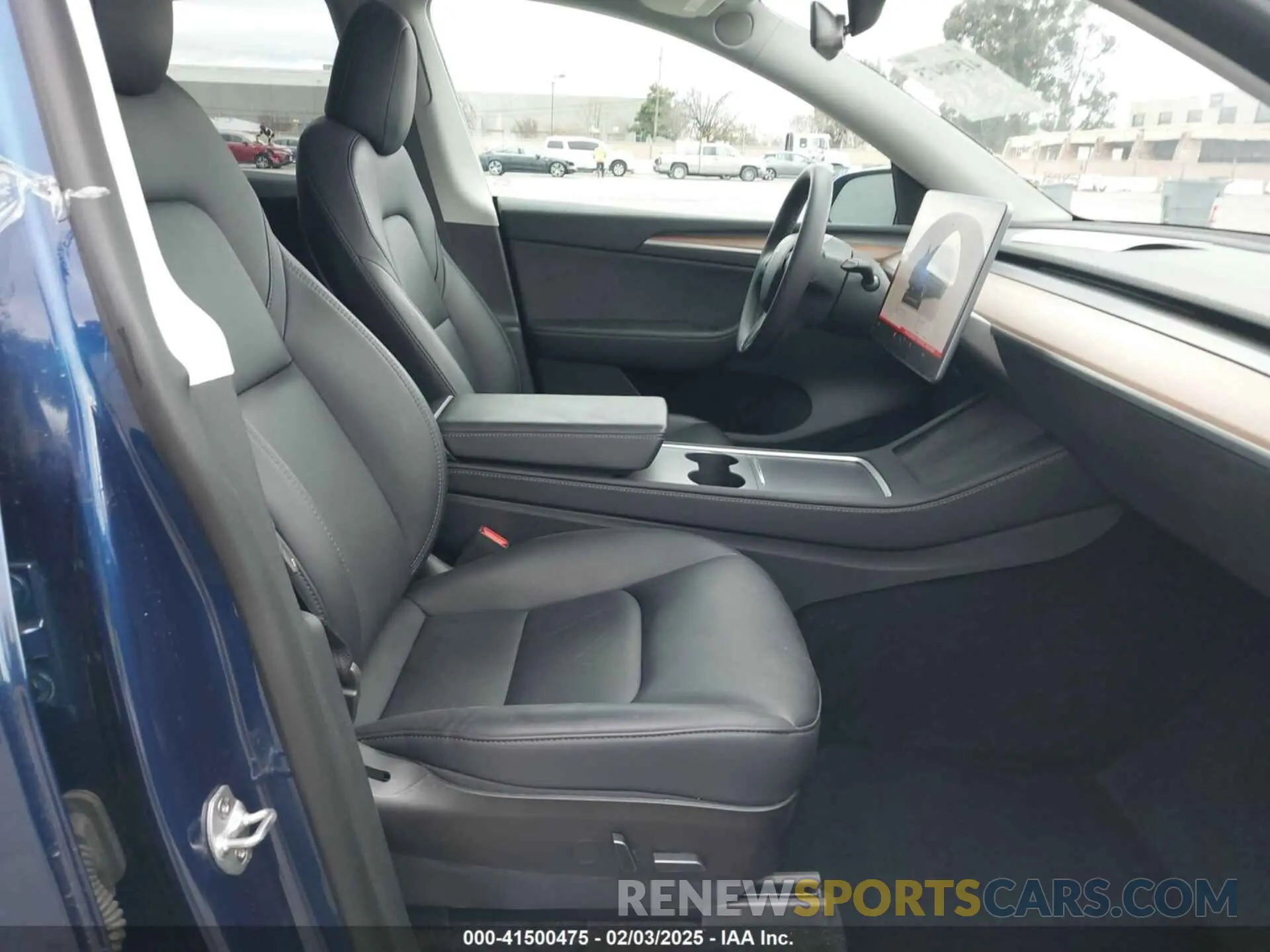 5 fotografías del automóvil dañado 7SAYGAEE3NF573141 TESLA MODEL Y 2022
