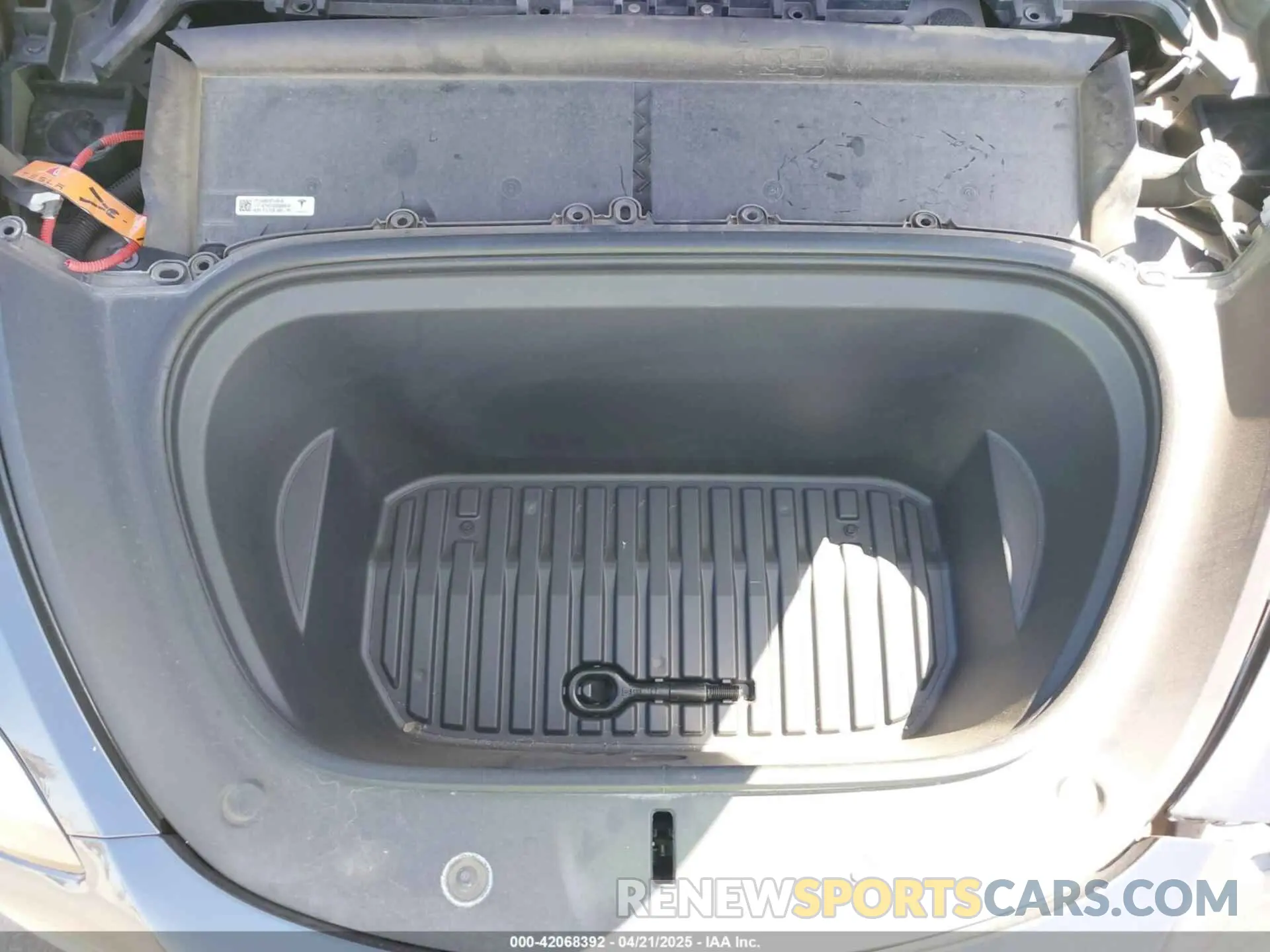 10 fotografías del automóvil dañado 7SAYGAEE4NF341230 TESLA MODEL Y 2022