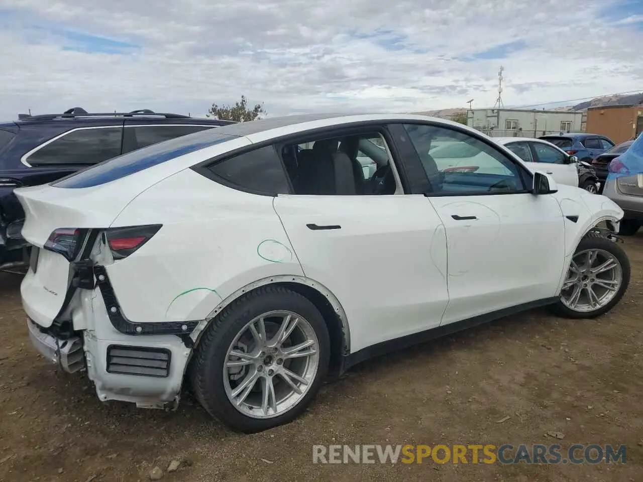 3 fotografías del automóvil dañado 7SAYGAEE4NF362899 TESLA MODEL Y 2022