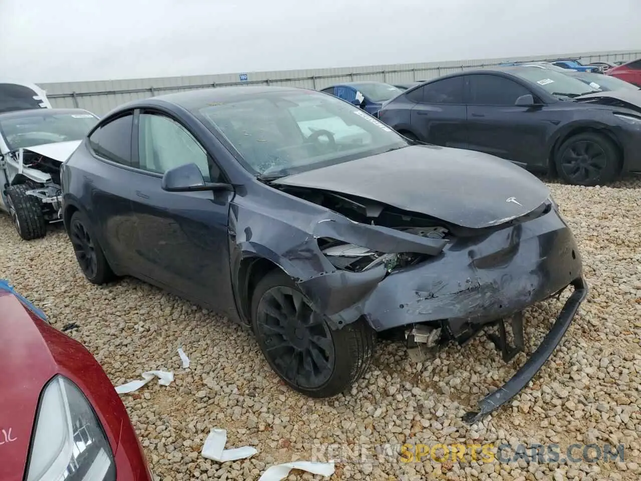 4 fotografías del automóvil dañado 7SAYGAEE4NF543503 TESLA MODEL Y 2022