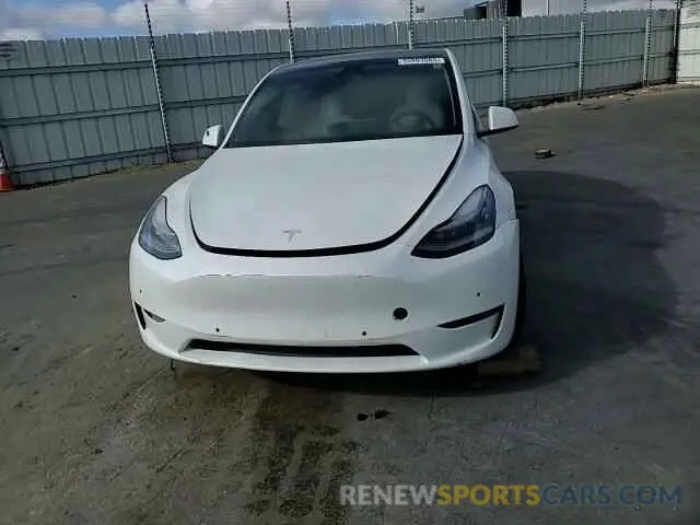 15 fotografías del automóvil dañado 7SAYGAEE5NF427064 TESLA MODEL Y 2022