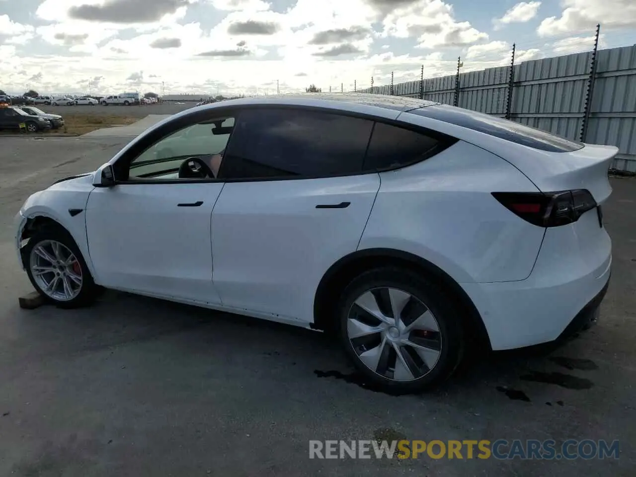 2 fotografías del automóvil dañado 7SAYGAEE5NF427064 TESLA MODEL Y 2022