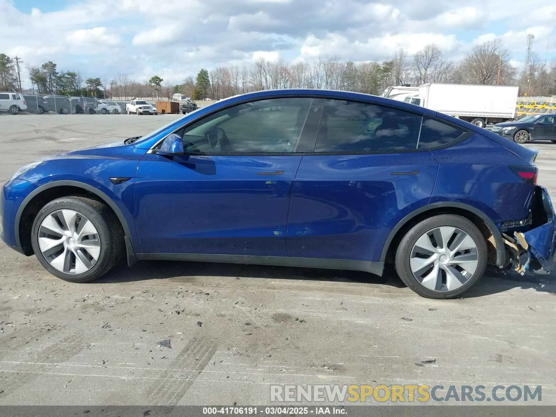 14 fotografías del automóvil dañado 7SAYGAEE5NF517234 TESLA MODEL Y 2022