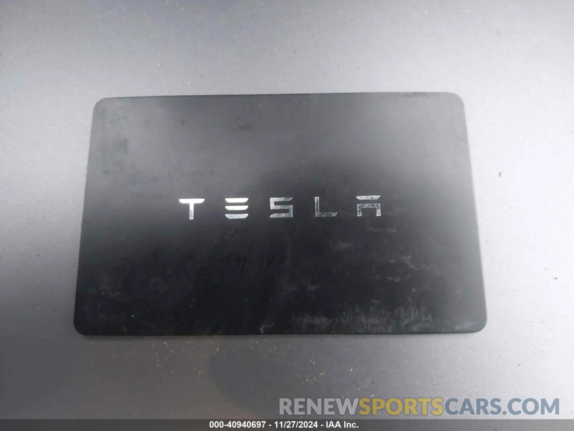 11 fotografías del automóvil dañado 7SAYGAEE5NF553411 TESLA MODEL Y 2022