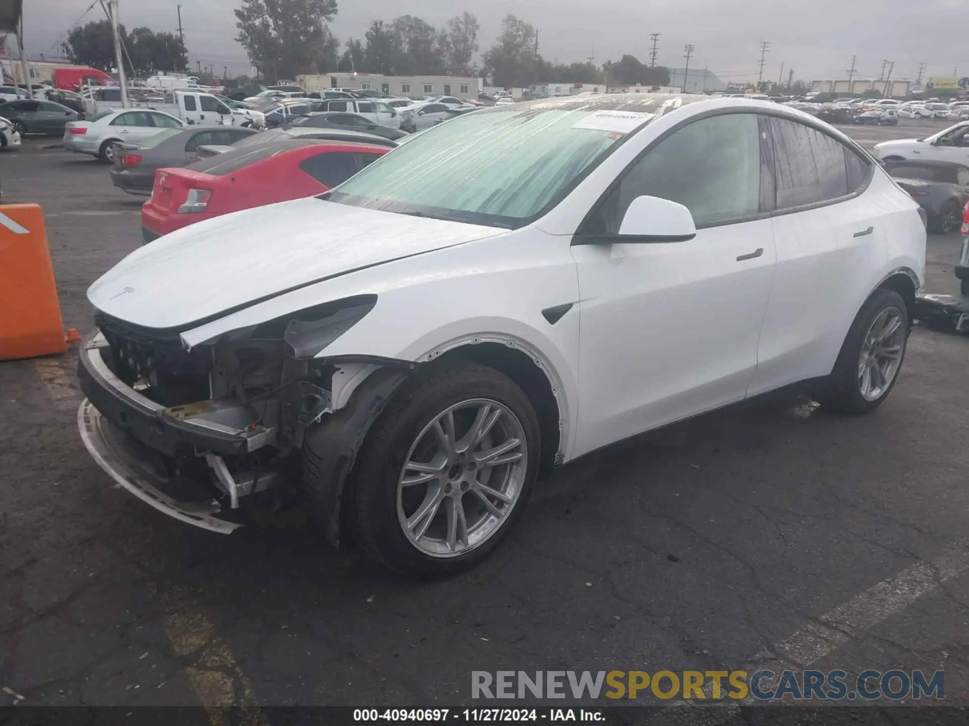 2 fotografías del automóvil dañado 7SAYGAEE5NF553411 TESLA MODEL Y 2022