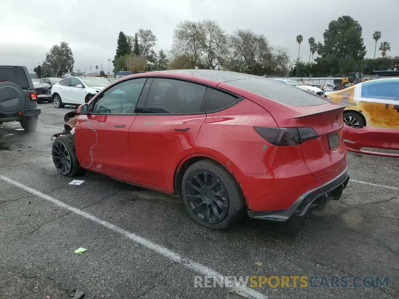 2 fotografías del automóvil dañado 7SAYGAEE6NF348163 TESLA MODEL Y 2022
