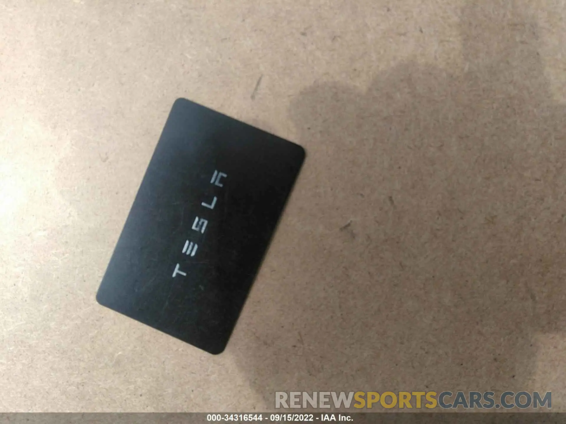 11 fotografías del automóvil dañado 7SAYGAEE6NF358692 TESLA MODEL Y 2022
