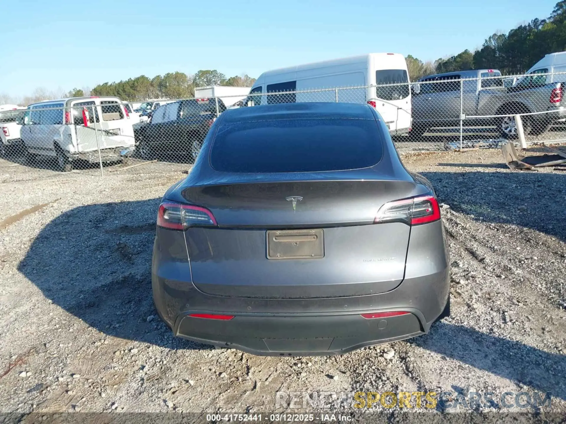 16 fotografías del automóvil dañado 7SAYGAEE6NF361883 TESLA MODEL Y 2022