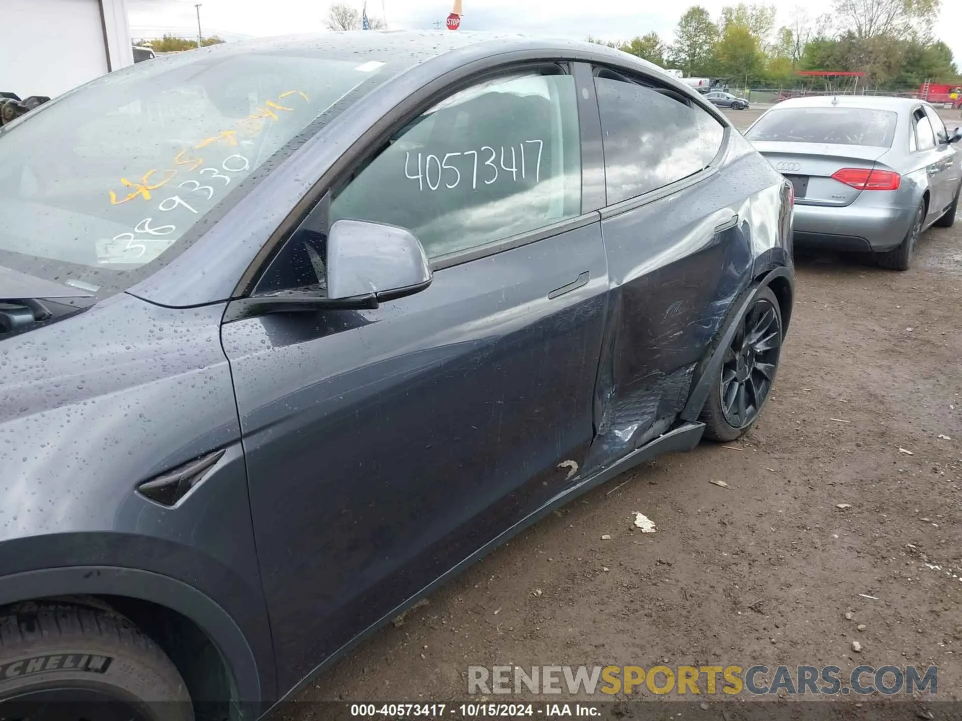 6 fotografías del automóvil dañado 7SAYGAEE6NF389330 TESLA MODEL Y 2022