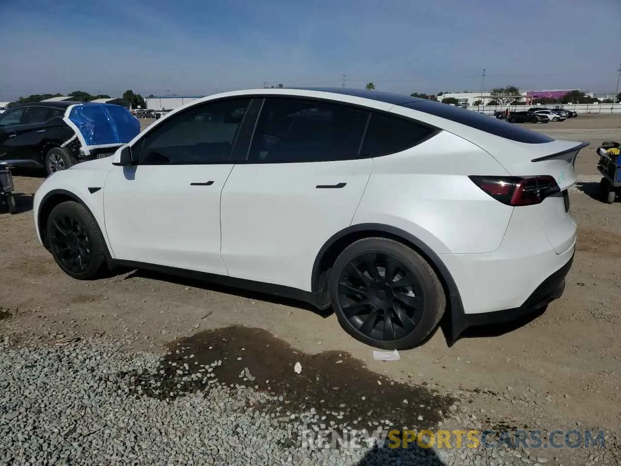 2 fotografías del automóvil dañado 7SAYGAEE6NF489864 TESLA MODEL Y 2022