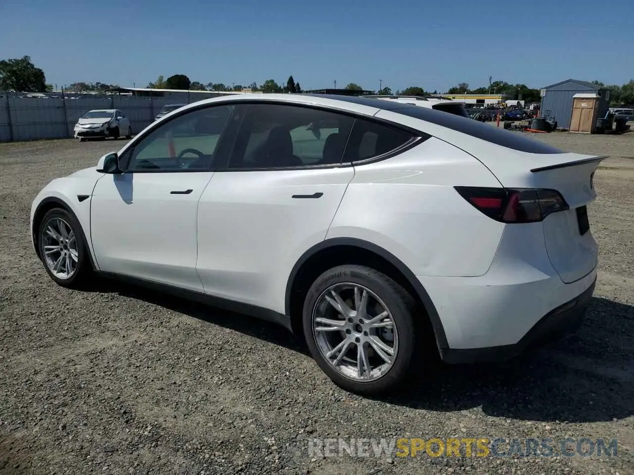 2 fotografías del automóvil dañado 7SAYGAEE6NF492070 TESLA MODEL Y 2022