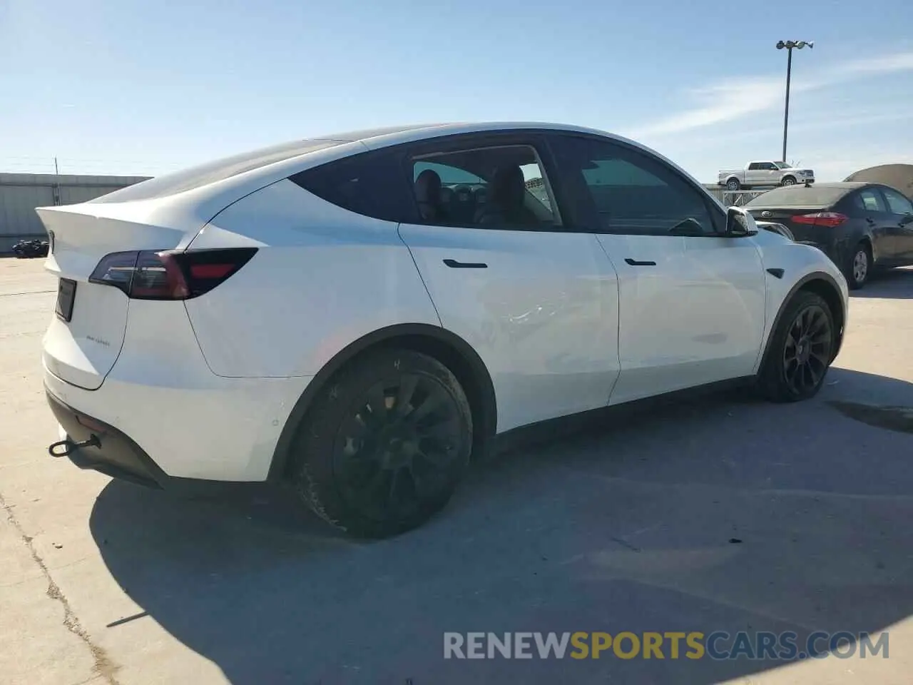 3 fotografías del automóvil dañado 7SAYGAEE6NF506405 TESLA MODEL Y 2022