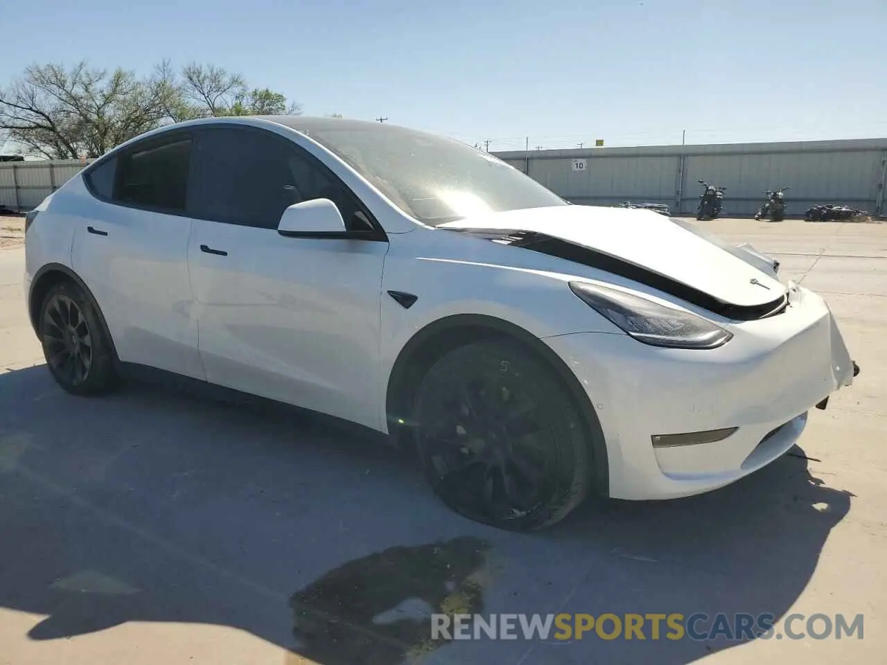 4 fotografías del automóvil dañado 7SAYGAEE6NF506405 TESLA MODEL Y 2022