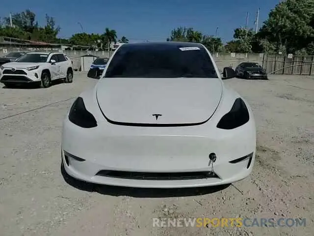13 fotografías del automóvil dañado 7SAYGAEE7NF348088 TESLA MODEL Y 2022
