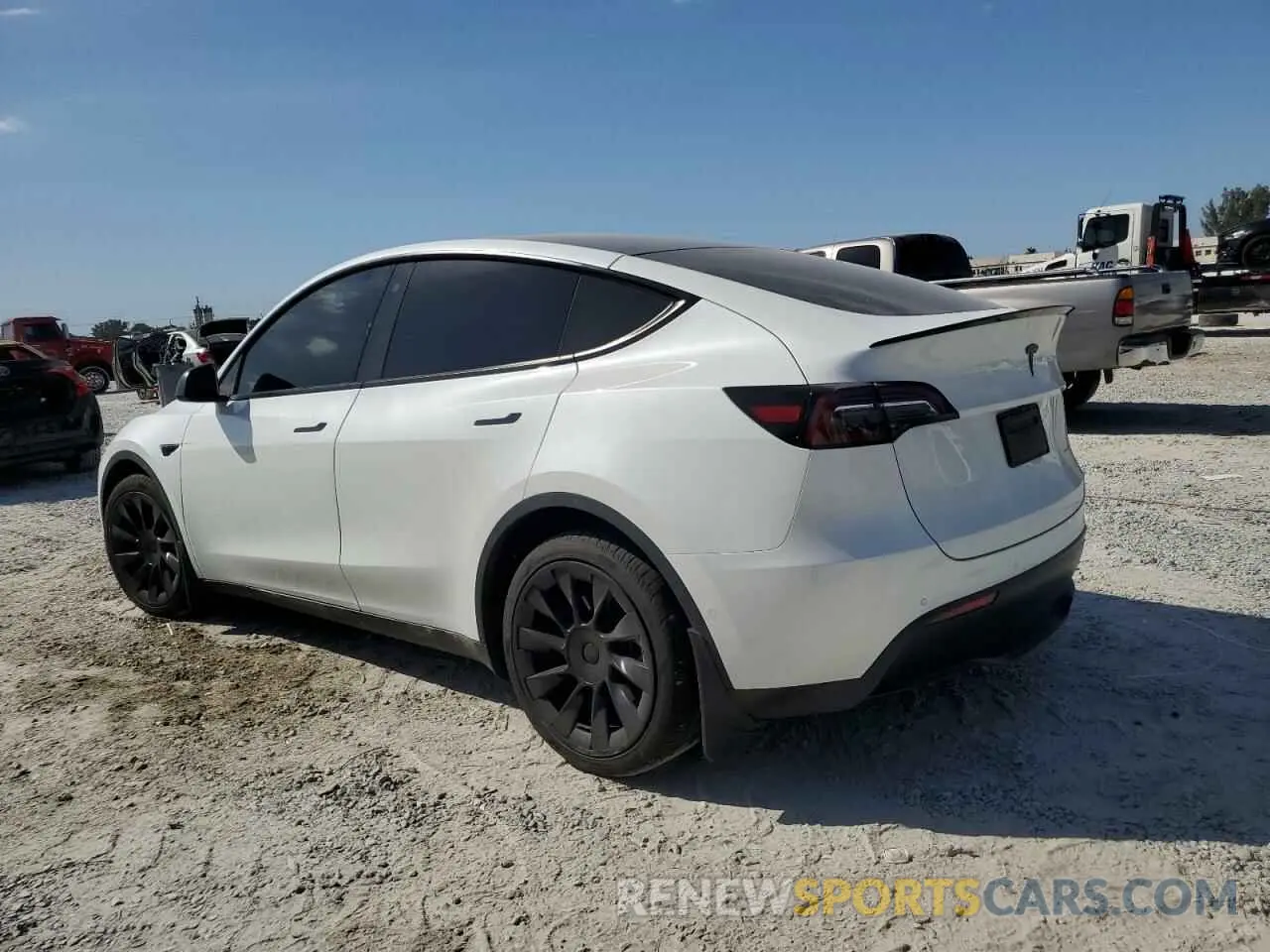 2 fotografías del automóvil dañado 7SAYGAEE7NF348088 TESLA MODEL Y 2022