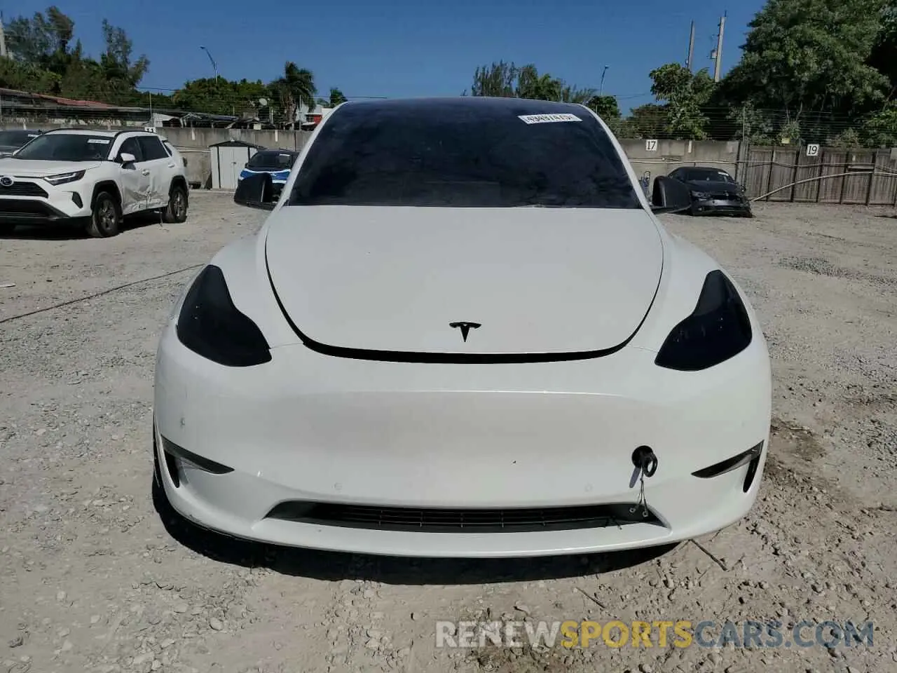 5 fotografías del automóvil dañado 7SAYGAEE7NF348088 TESLA MODEL Y 2022