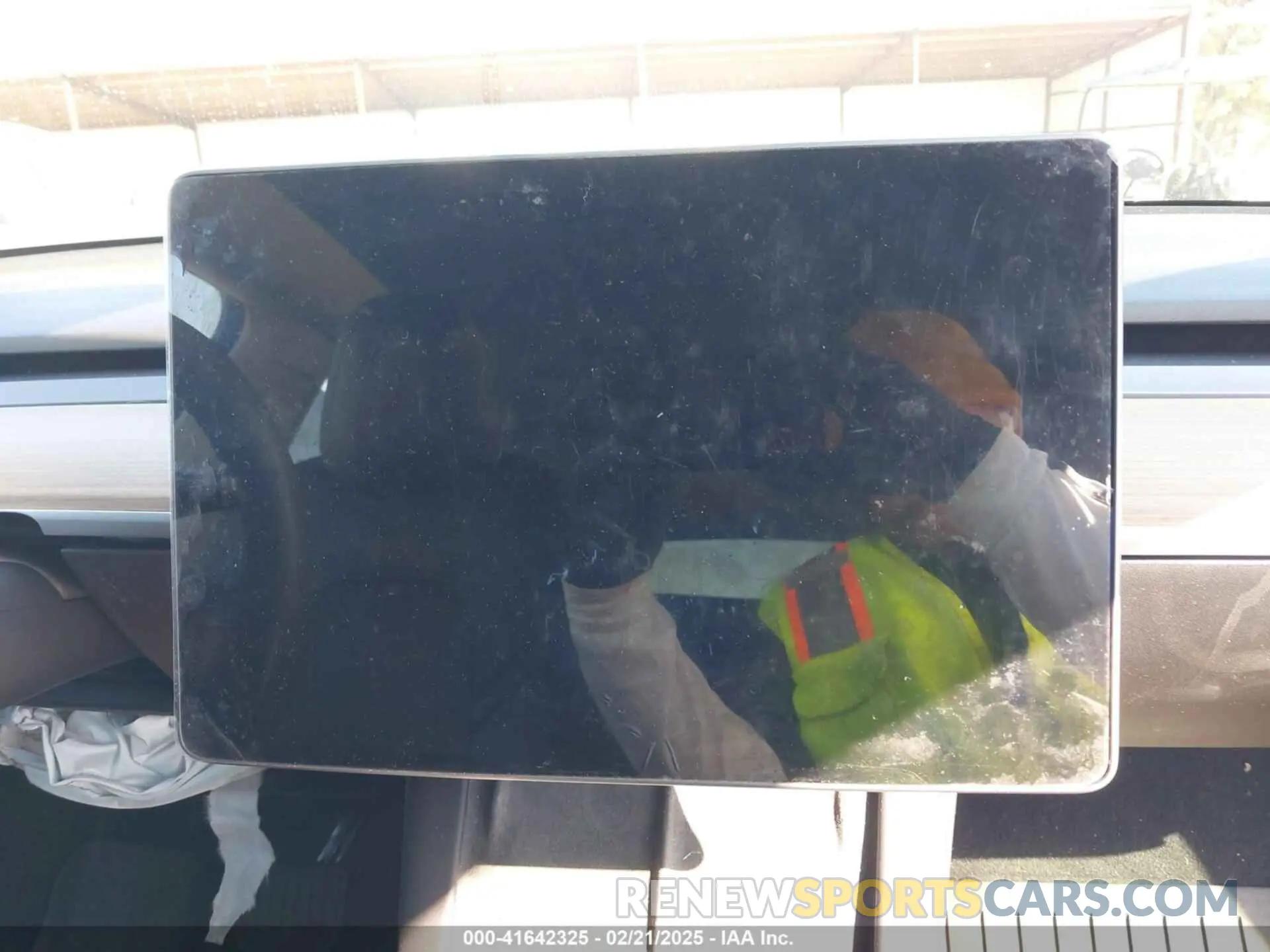 17 fotografías del automóvil dañado 7SAYGAEE8NF367040 TESLA MODEL Y 2022