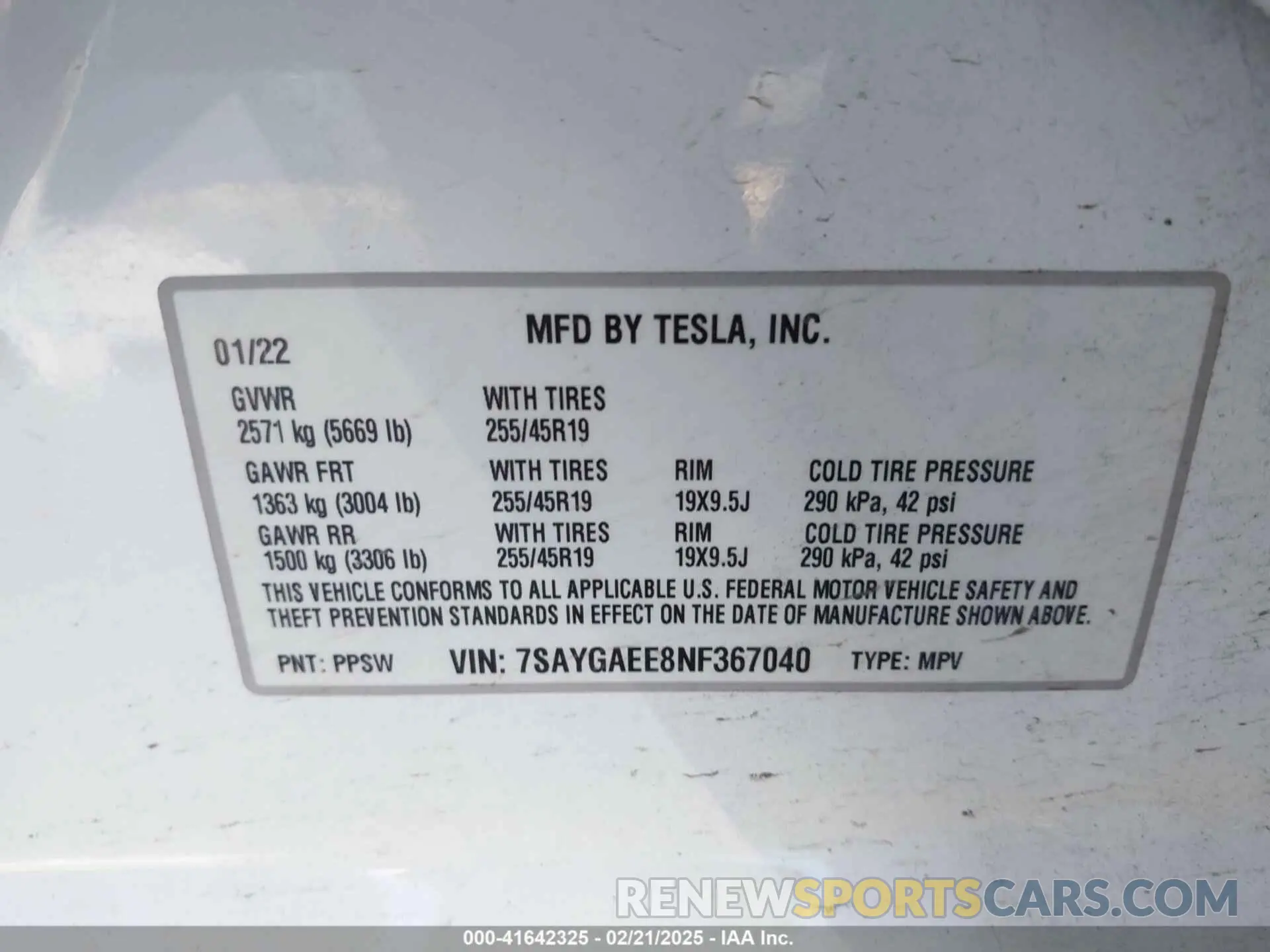 9 fotografías del automóvil dañado 7SAYGAEE8NF367040 TESLA MODEL Y 2022