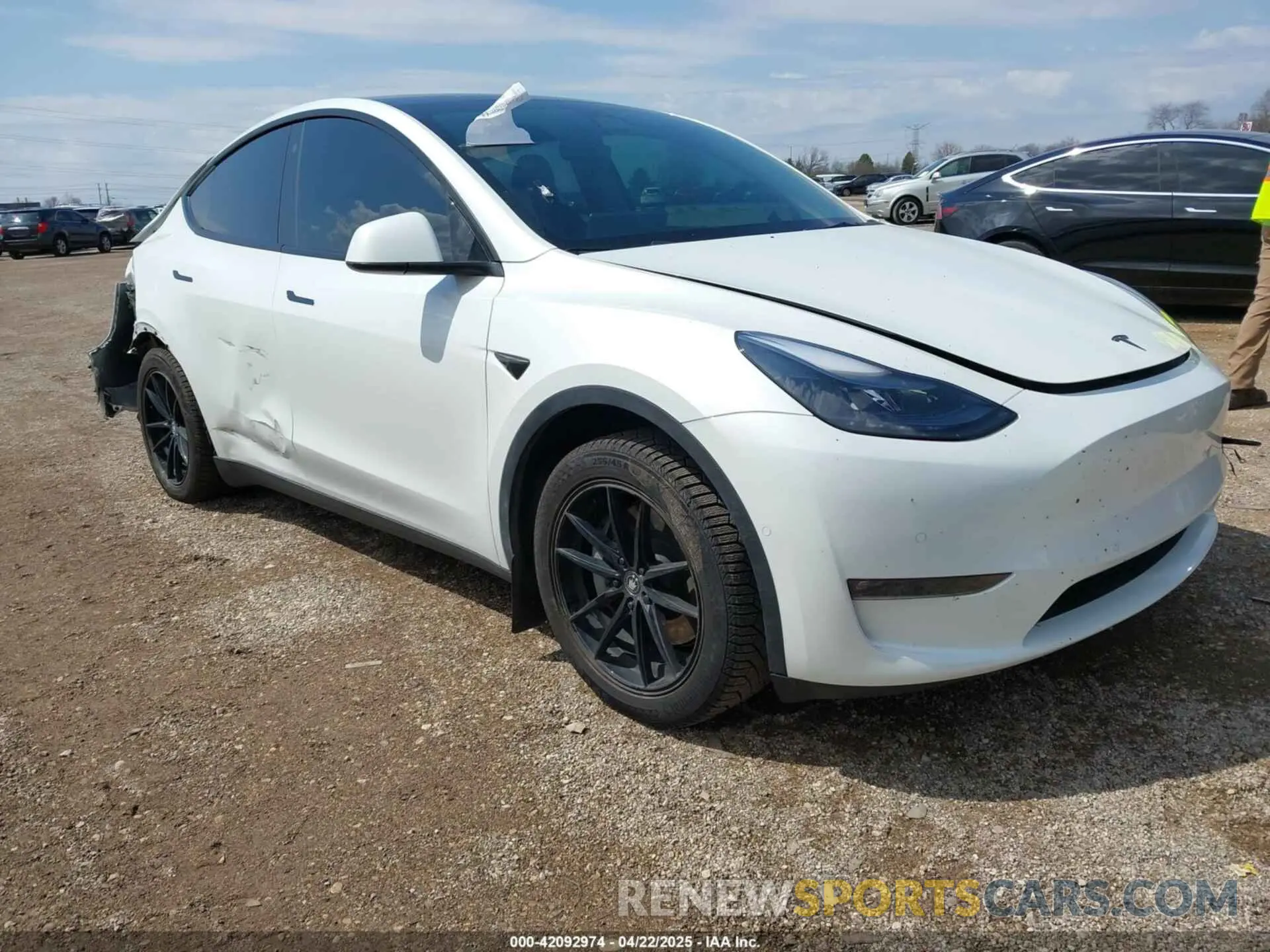 1 fotografías del automóvil dañado 7SAYGAEE8NF547845 TESLA MODEL Y 2022