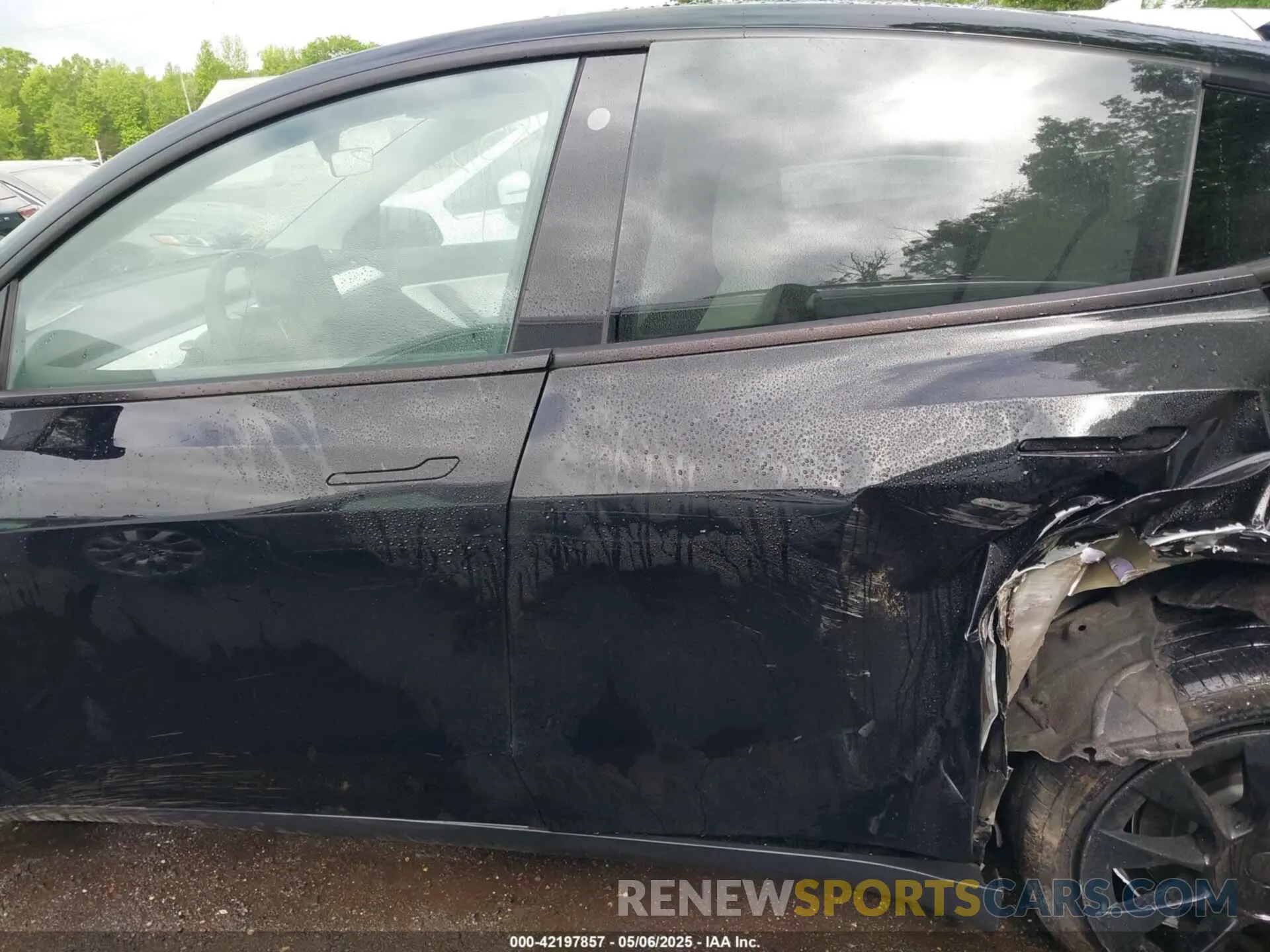 14 fotografías del automóvil dañado 7SAYGAEE9NF464960 TESLA MODEL Y 2022