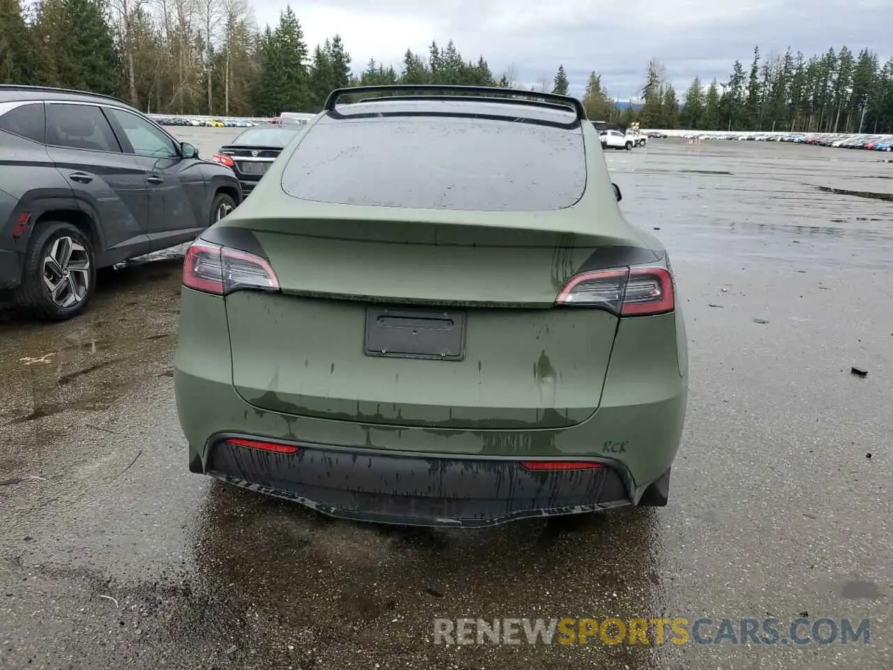 6 fotografías del automóvil dañado 7SAYGAEE9NF484190 TESLA MODEL Y 2022