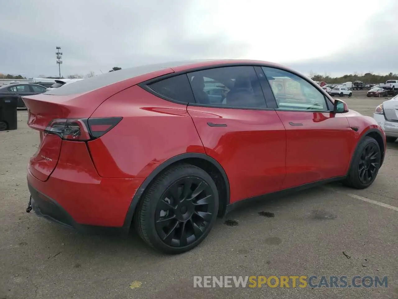 3 fotografías del automóvil dañado 7SAYGAEEXNF313657 TESLA MODEL Y 2022